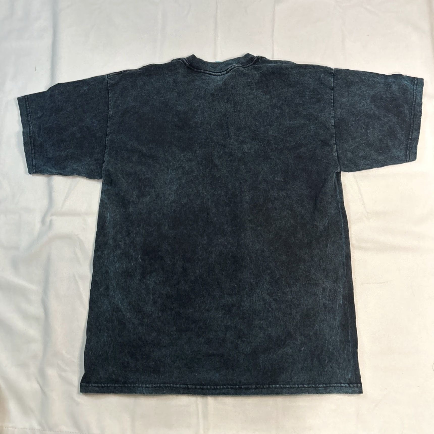 Gildan VINTAGE Unisex Dream Catcher Turtle Shirt Blue Acid Stone Wash Crew Neck Large Shirt Womens Mens Size US L / EU 52-54 / 3 - 5 Thumbnail