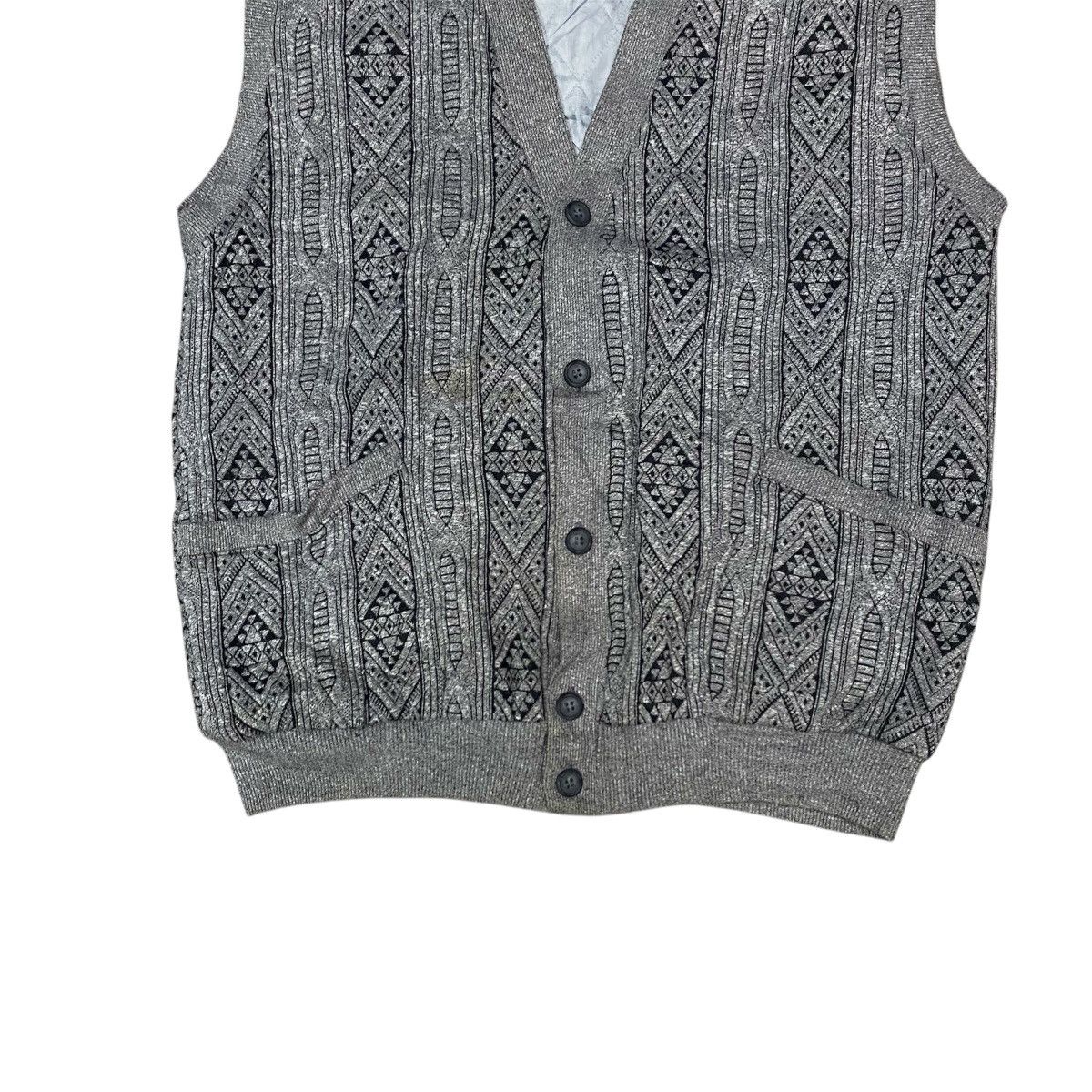 Pierre Balmain ‼️LAST DROP‼️Pierre Balmain Knit Vest Button Geometric Pattern Size US M / EU 48-50 / 2 - 5 Thumbnail