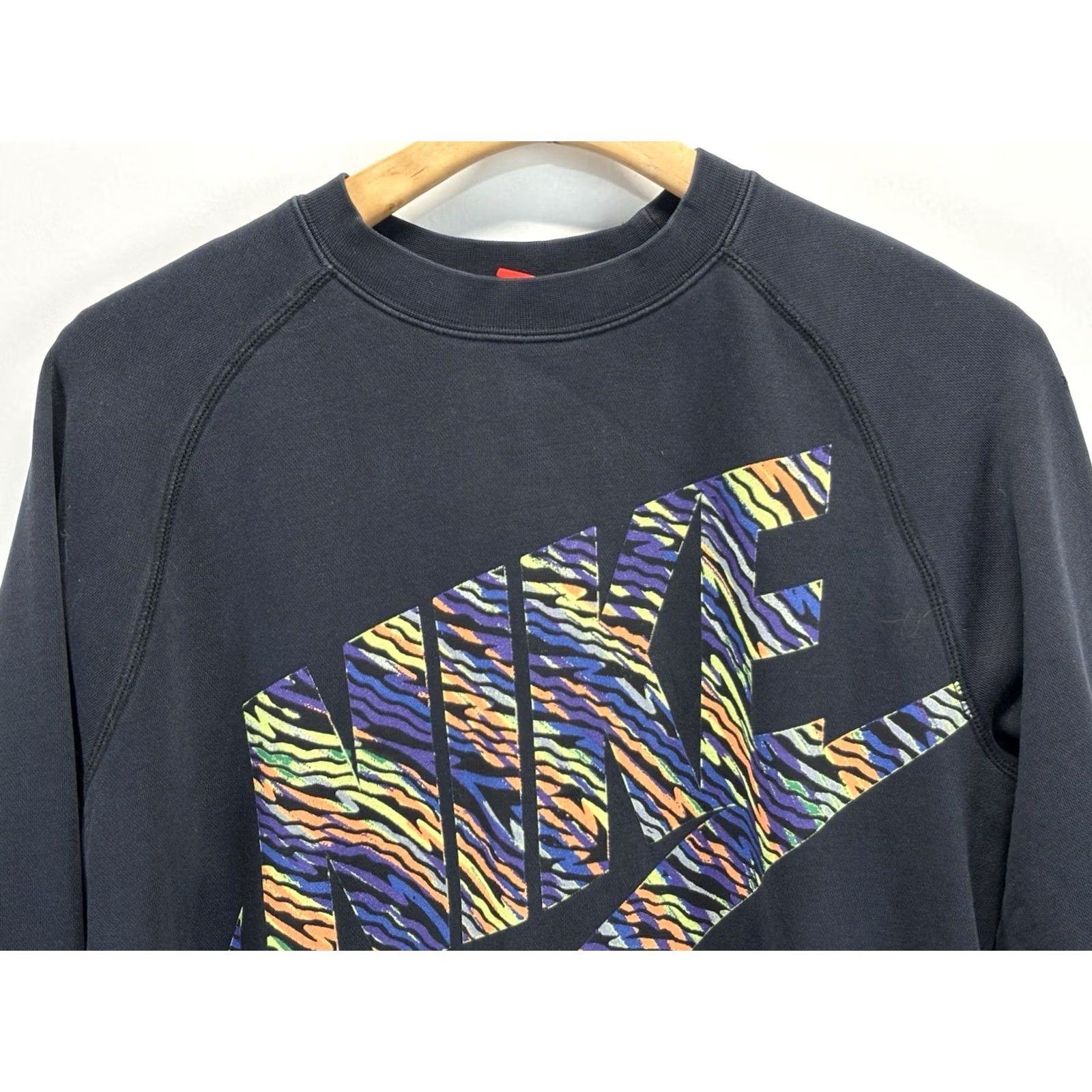 Nike VINTAGE Nike Sweatshirt Men's L Black Crew Neck Big Swoosh Logo Explode Filled Y2K Size US L / EU 52-54 / 3 - 2 Thumbnail