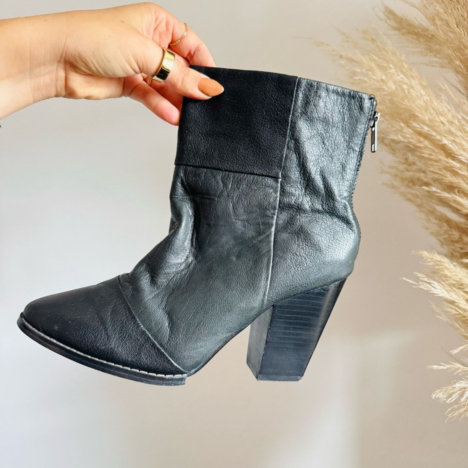 Anthropologie KELSI DAGGER Black Leather Chunky Heel $195 Ankle Short Boot Size US 8.5 / IT 38.5 - 11 Thumbnail