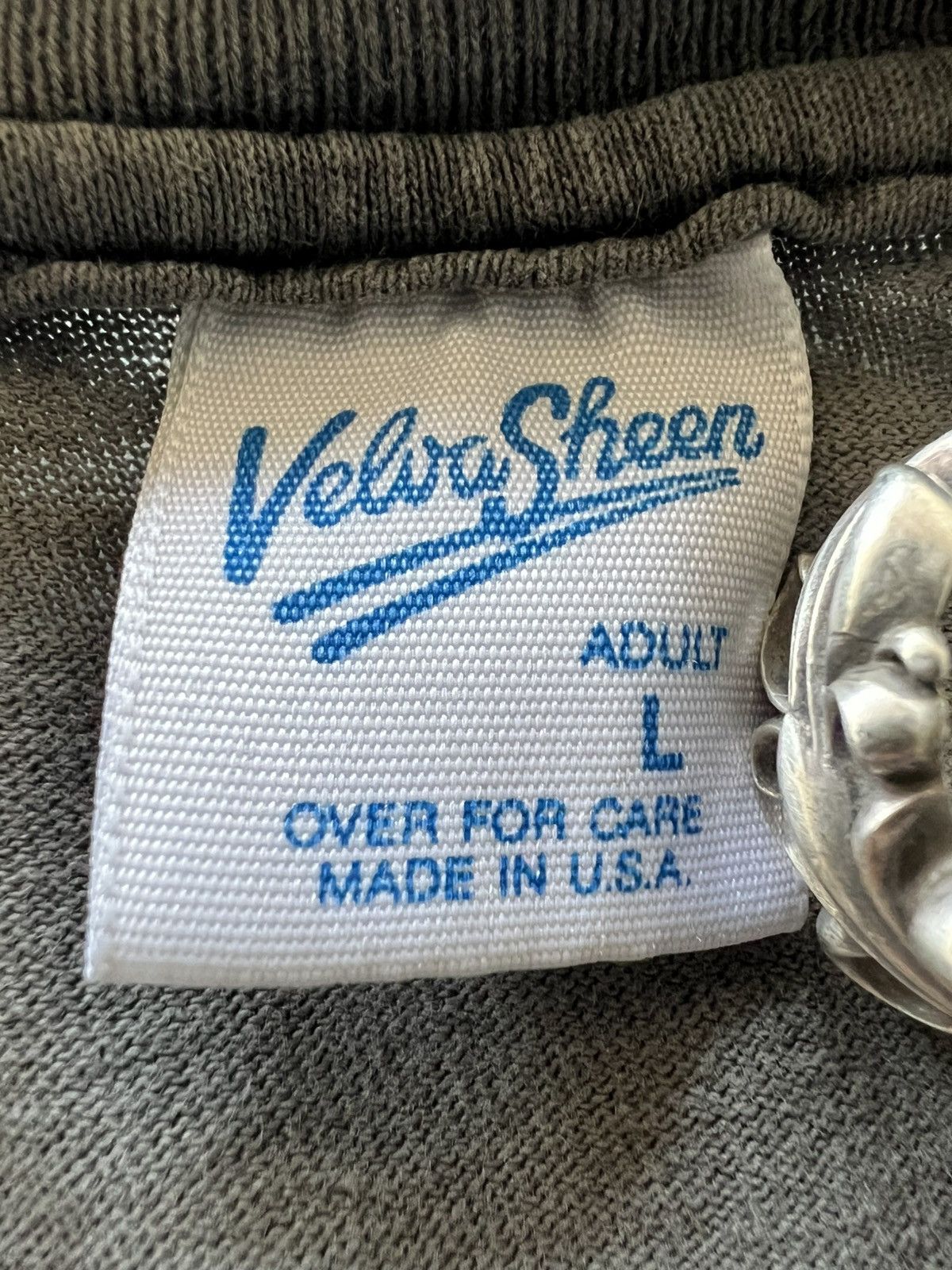 Vintage Vintage Distressed 80s “Wolf Mountain” Faded Tee Size US L / EU 52-54 / 3 - 11 Thumbnail
