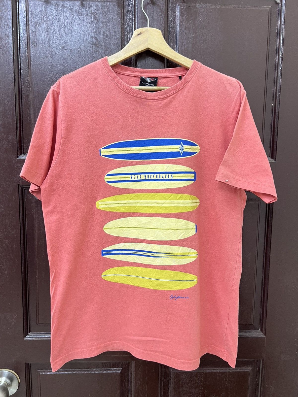 Man Made In Australia Vintage Y2K Bear Surfboards Tee Size US L / EU 52-54 / 3 - 1 Thumbnail