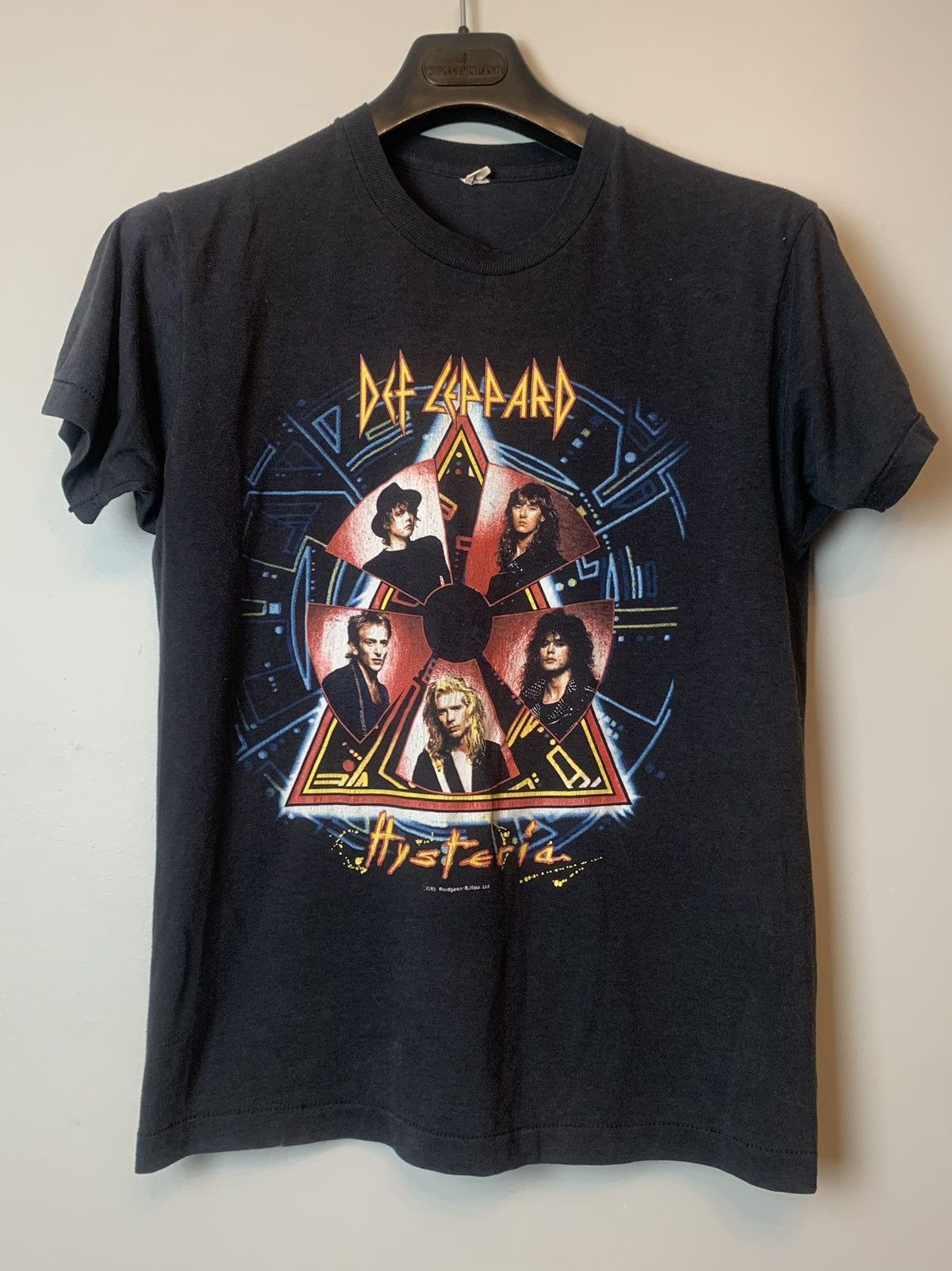 Band Tees × Def Leppard × Vintage VINTAGE 1988 DEF LEPPARD HYSTERIA RARE TEE T SHIRT Size US S / EU 44-46 / 1 - 1 Thumbnail