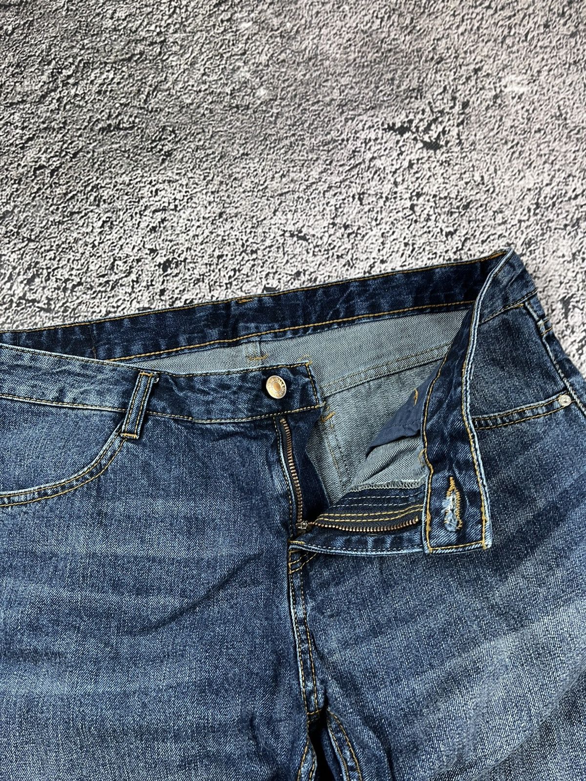 Vintage Vintage Y2K Faded washed 3/4 shorts breeches streetwear Size 30" / US 8 / IT 44 - 7 Thumbnail
