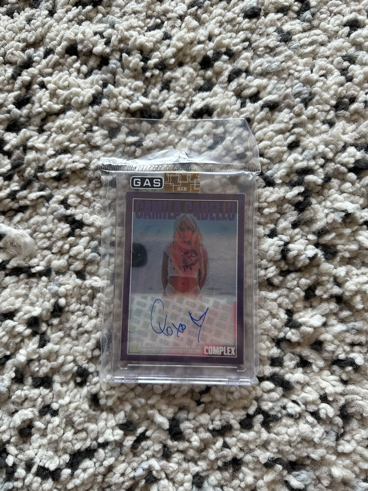 GAS Cxoxo Camila cabello super rare signed gas card Size ONE SIZE - 1 Thumbnail