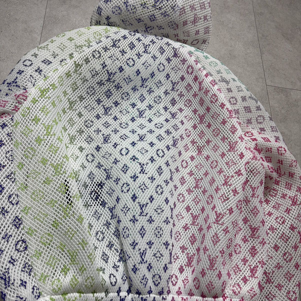 Louis Vuitton Louis Vuitton Rainbow Gradient Mesh Jacket Size US M / EU 48-50 / 2 - 5 Thumbnail