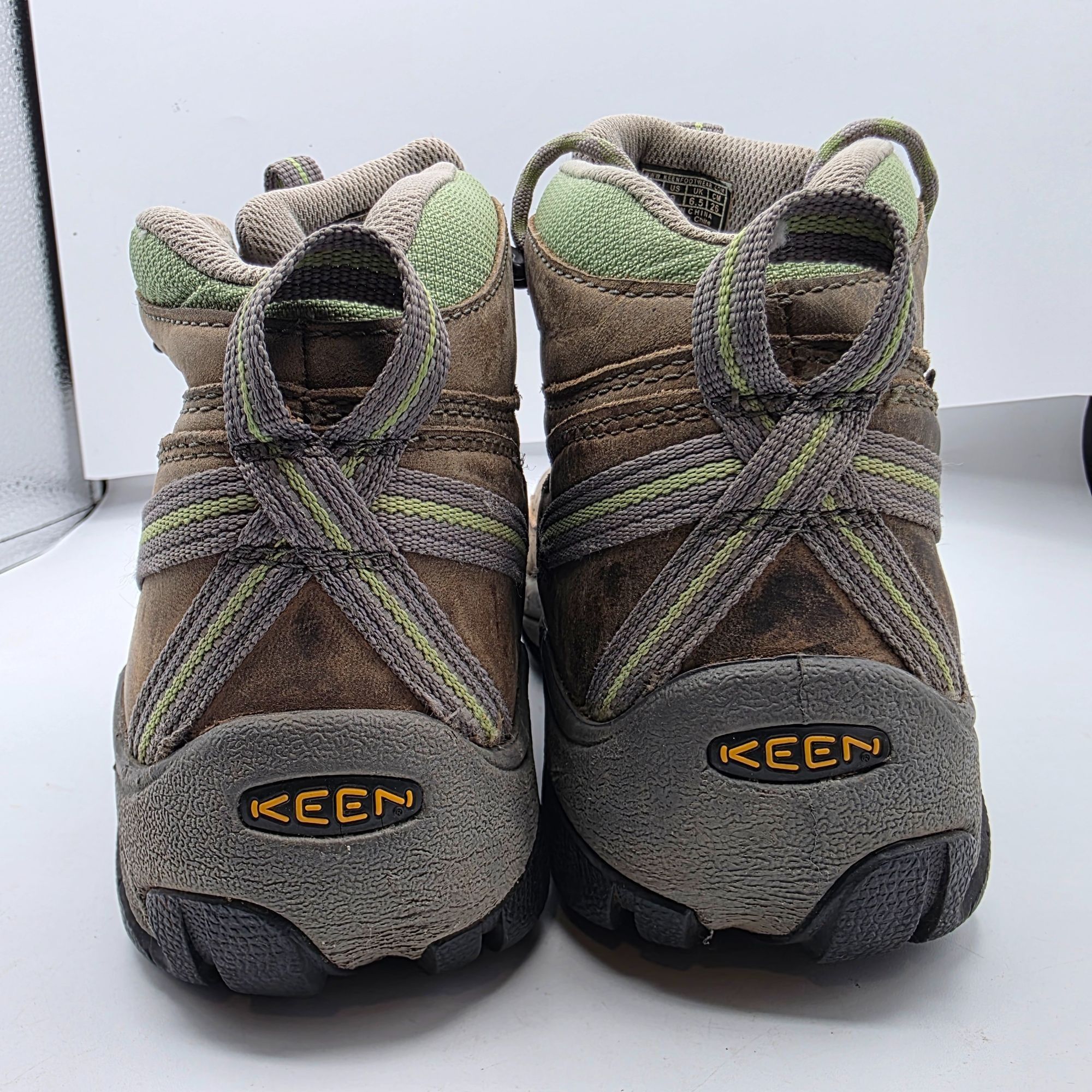 KEEN KEEN Targhee II Mid Womens Size 9 Waterproof Hiking Boots Br Size US 9 / IT 39 - 5 Thumbnail