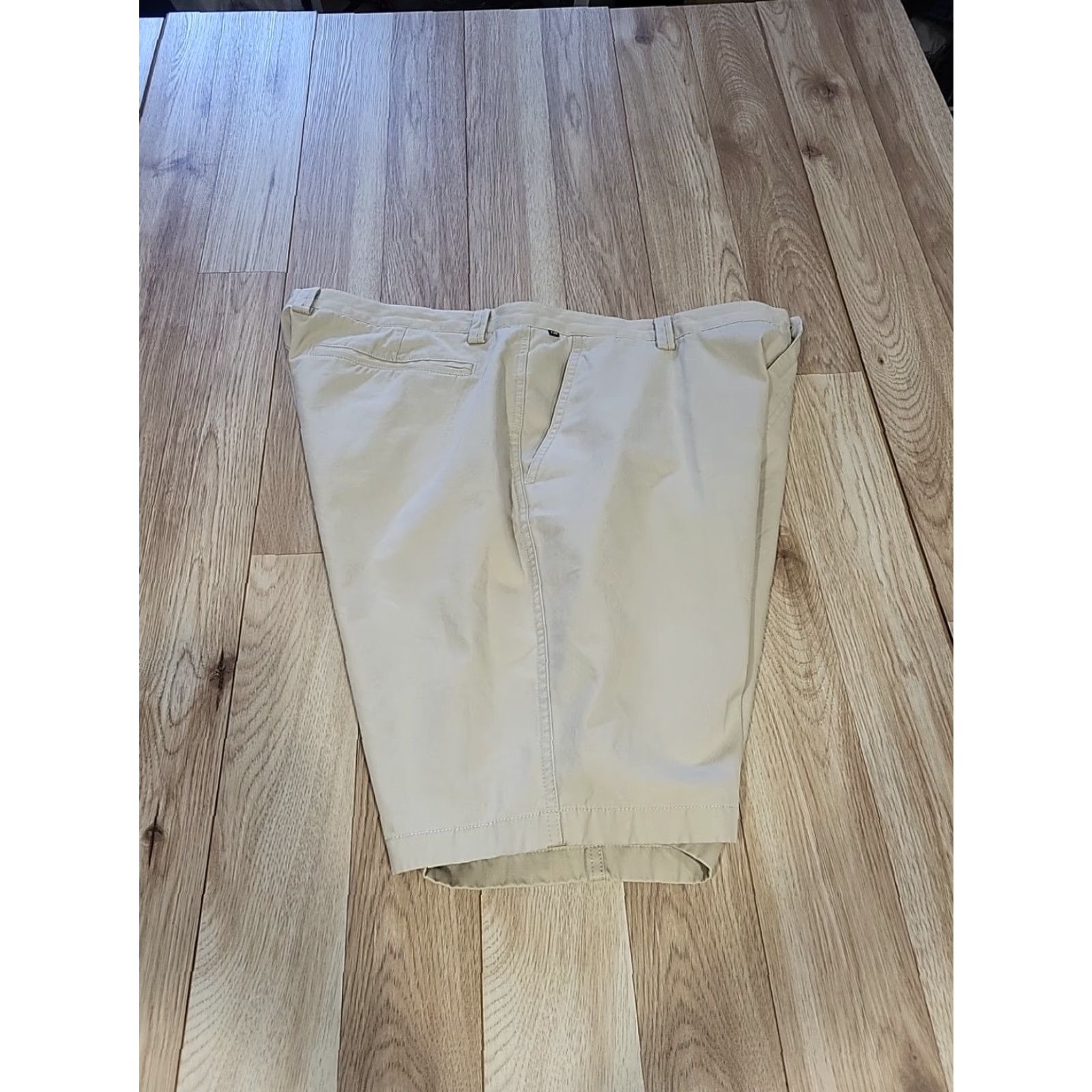 Cutter & Buck Cutter & Buck Golf Shorts Beige 40 Regular Cotton Flat Front Men Size US 40 / EU 56 - 5 Thumbnail