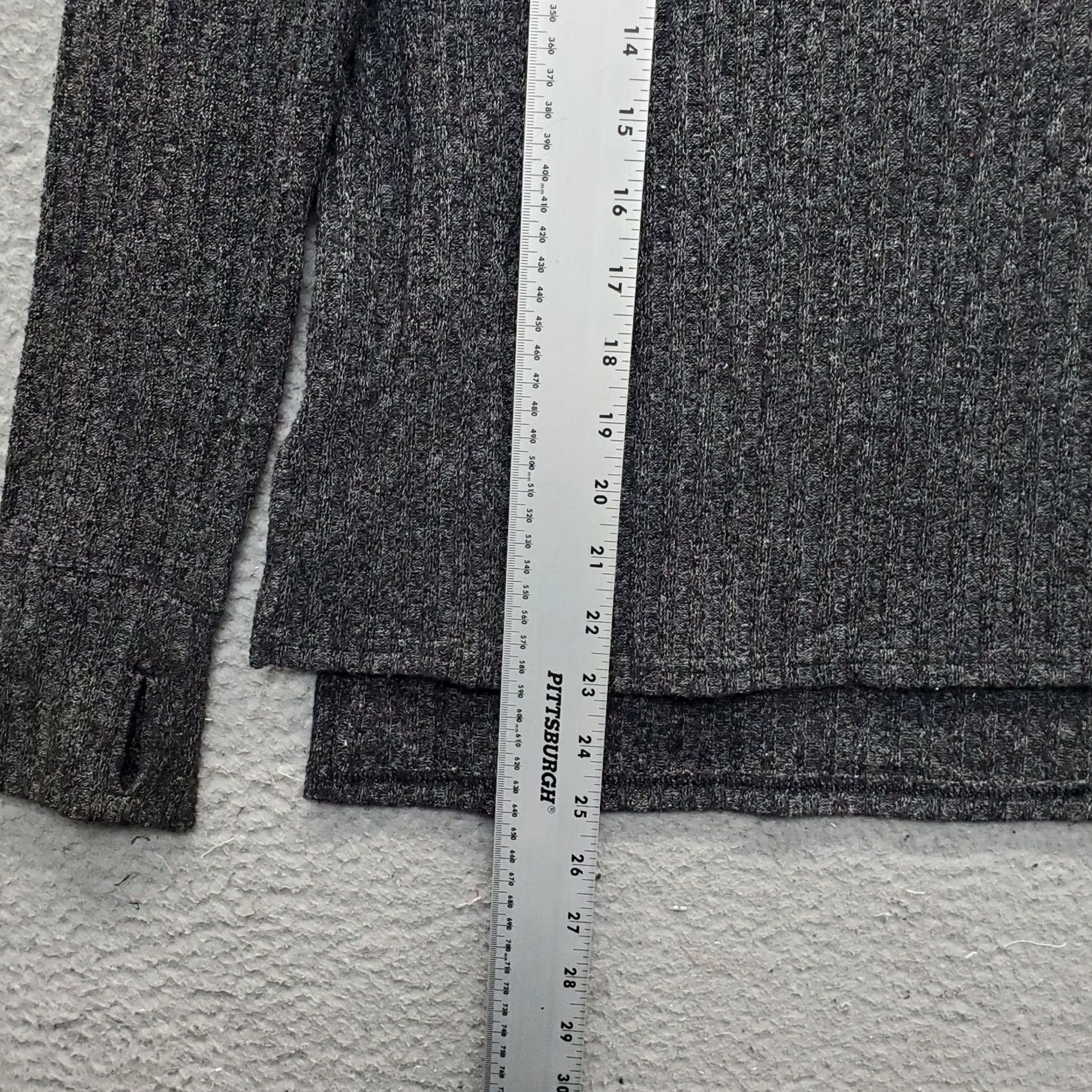 Athleta Athleta Sweater Womens Size S Gray Stretch Long Sleeve Turtleneck High Low Slit Size S / US 4 / IT 40 - 3 Thumbnail