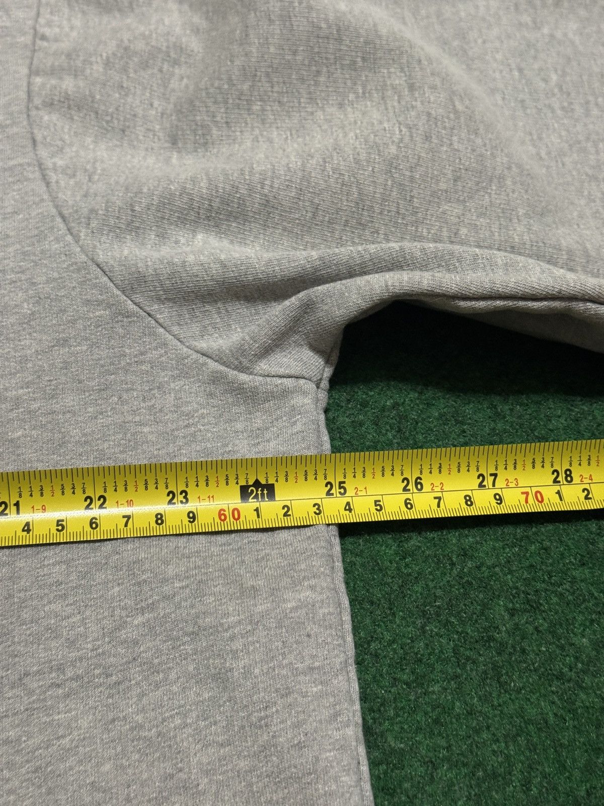 Tommy Hilfiger Tommy Hilfiger Vintage Boxy 90s Y2K XL Sweatshirt 25x28 Size US XL / EU 56 / 4 - 5 Thumbnail