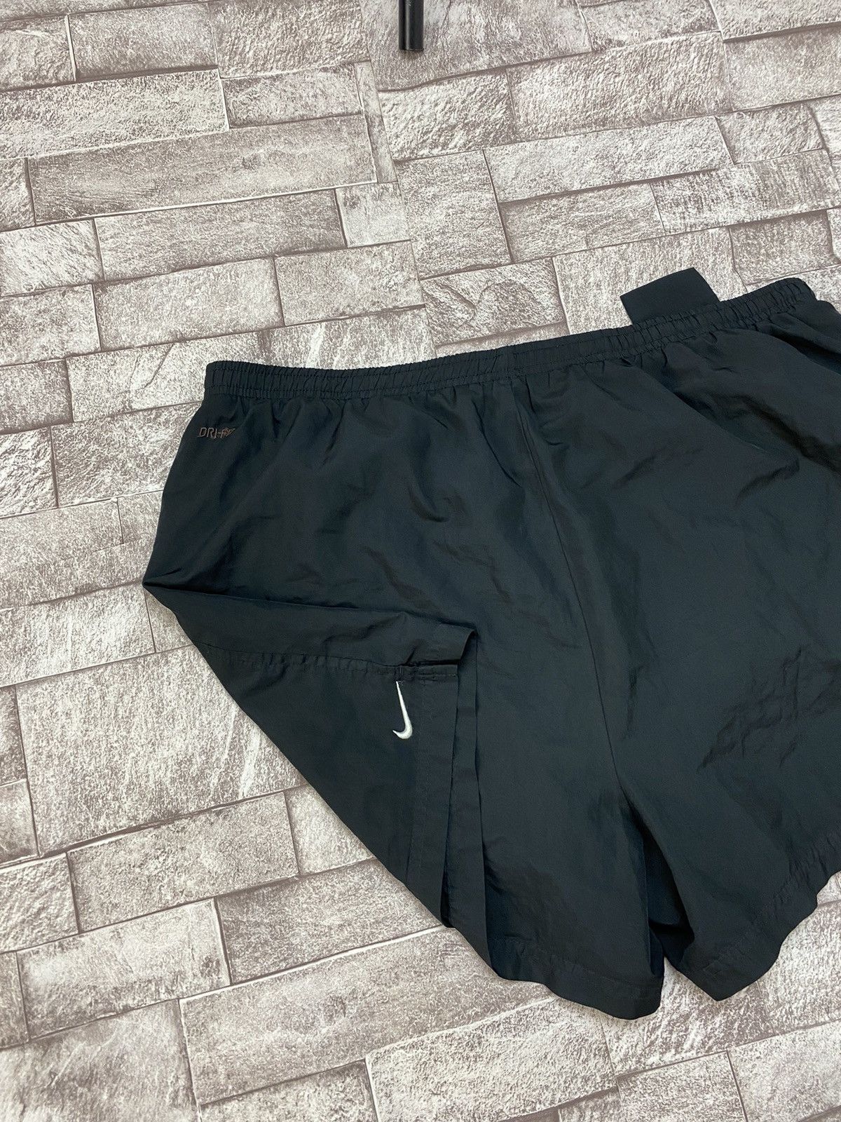 Nike × Vintage Vintage Nike SOCCER Nylon Shorts Xl Size US 36 / EU 52 - 10 Thumbnail
