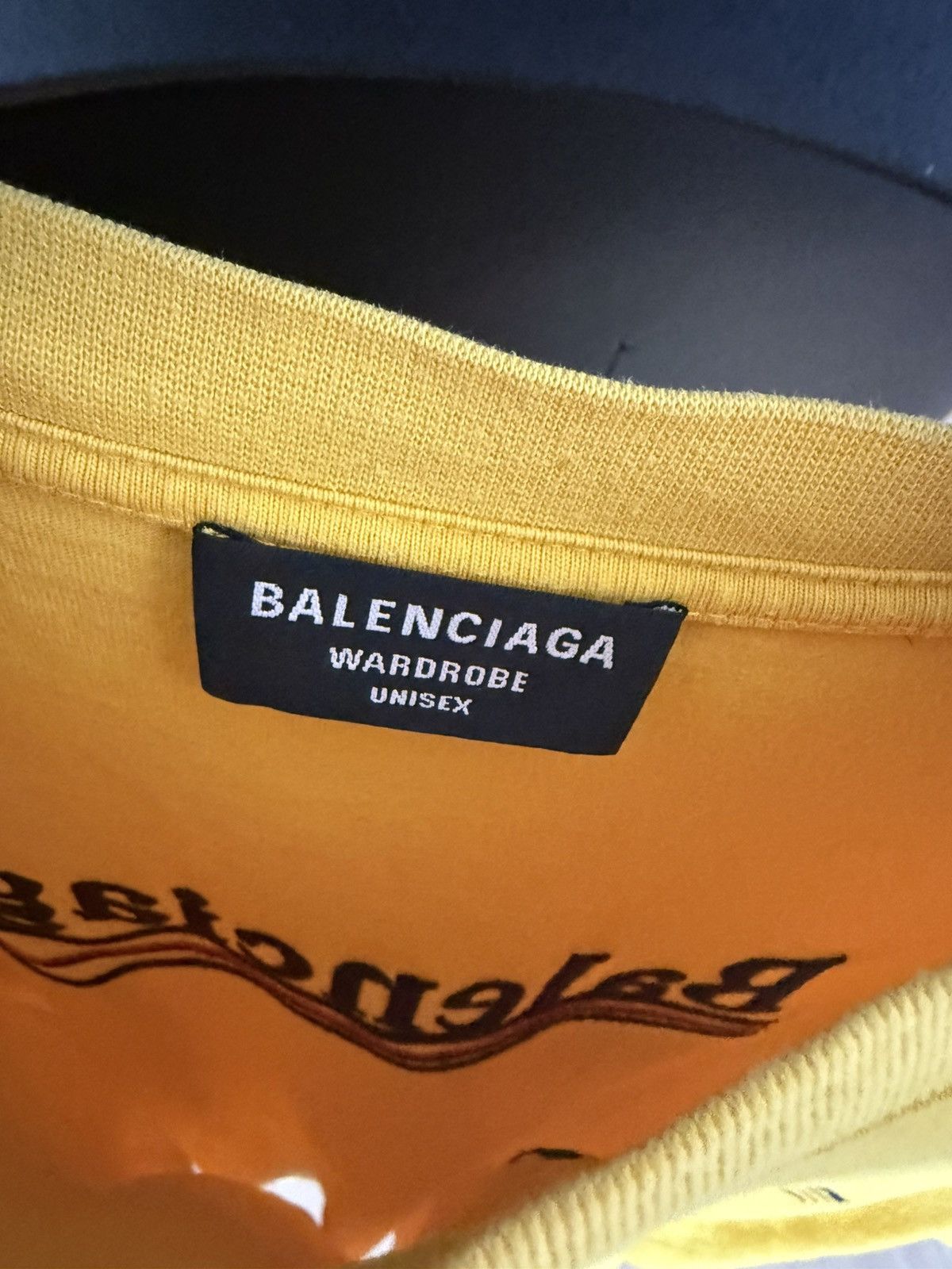 Balenciaga Balenciaga Oversized TShirt Vibrant Yellow Luxury Streetwear Size US M / EU 48-50 / 2 - 3 Thumbnail