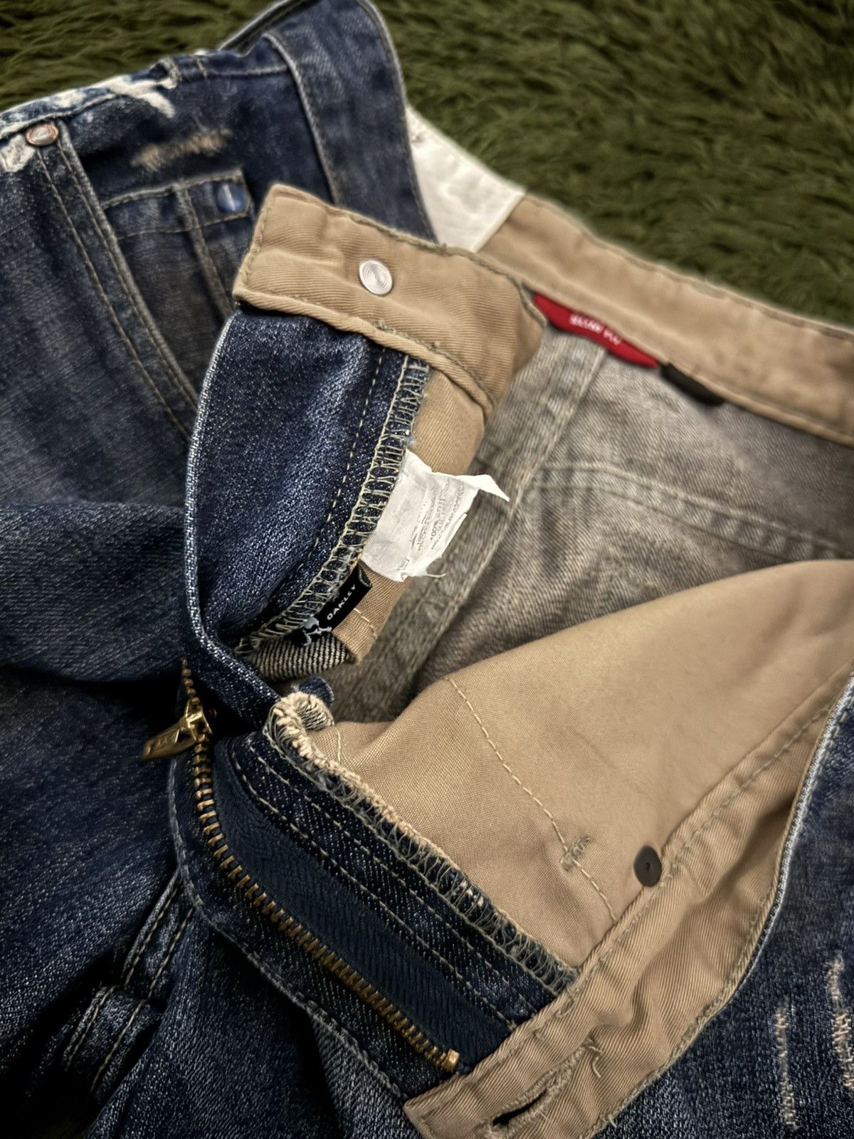 Oakley [W30/L32] Oakley Japan Splatter Pattern Washed Denim Pants Size US 30 / EU 46 - 11 Thumbnail