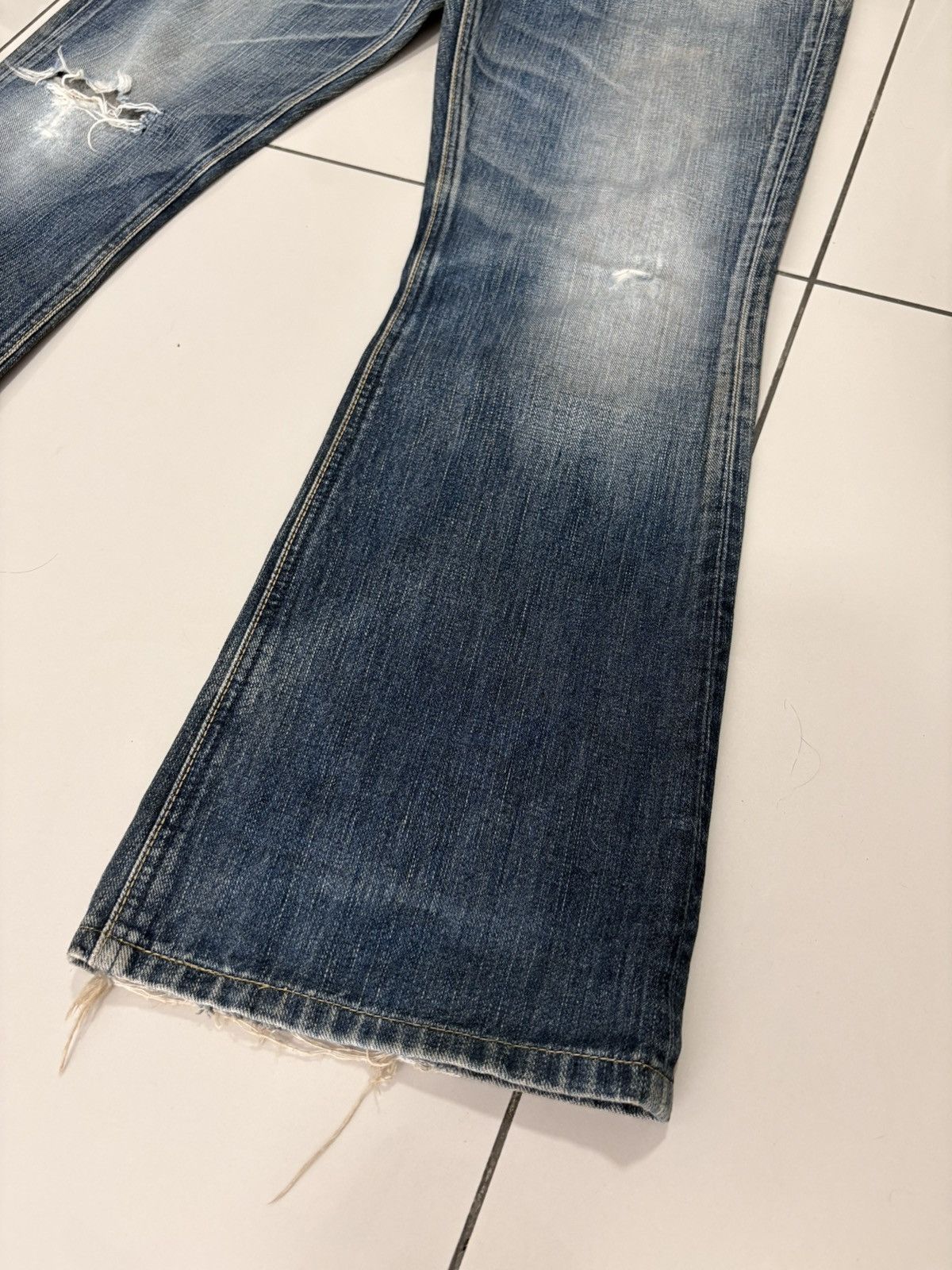 Vintage Vtg Lee Riders Flare Bootcut Distressed Jeans Size US 30 / EU 46 - 3 Thumbnail