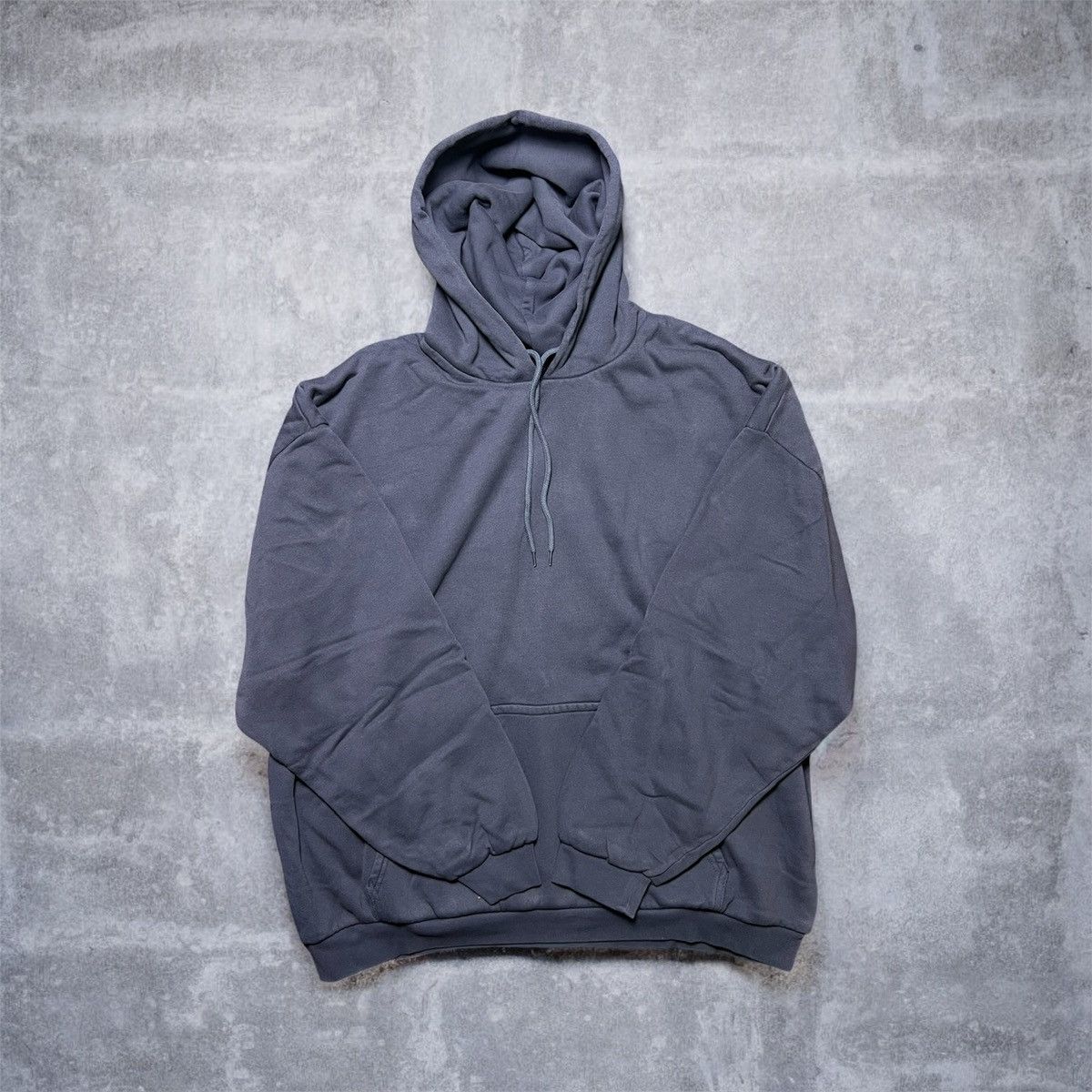 Yeezy Yeezy Gap Oversized Hoodie Navy Size US XL / EU 56 / 4 - 1 Thumbnail