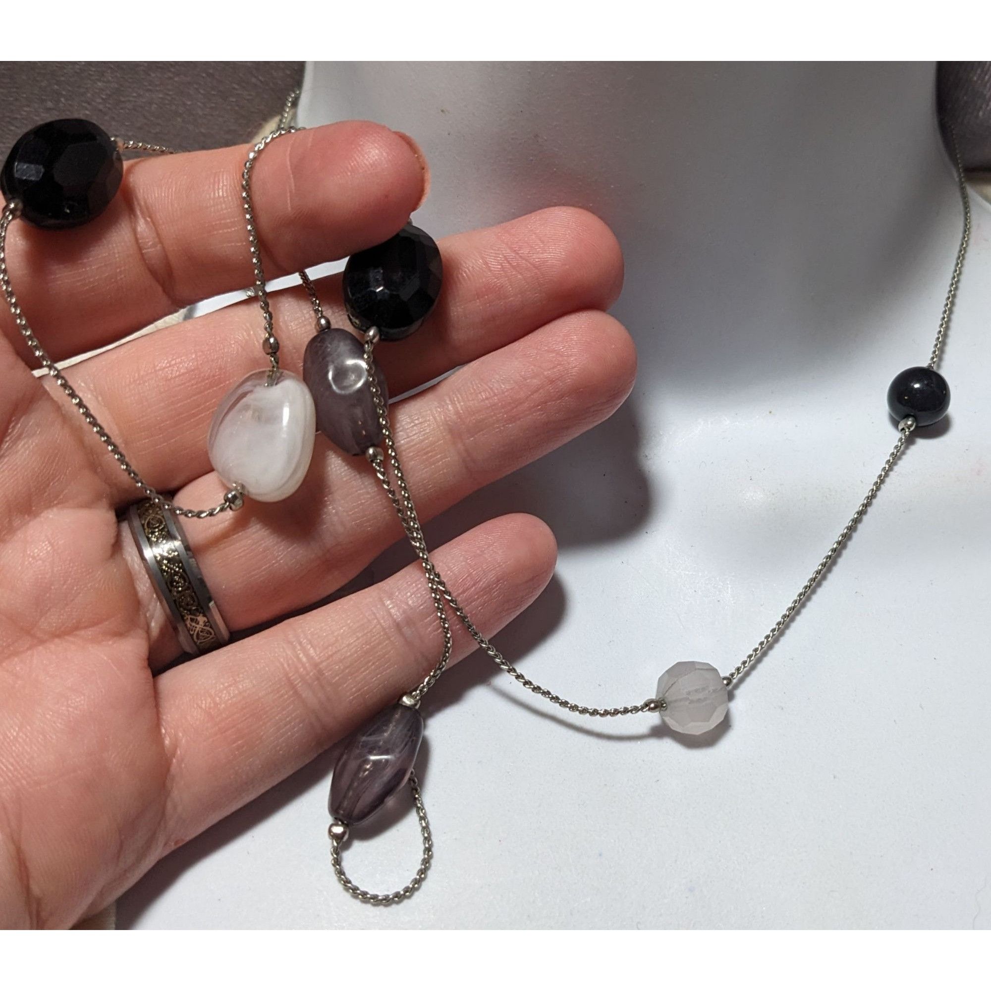 Other Black White And Grey Gemmed Casual Necklace Size ONE SIZE - 5 Thumbnail