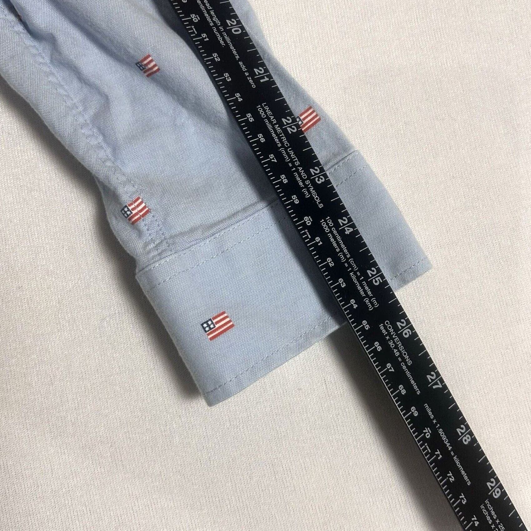 Old Navy Old Navy Shirt Mens Large Slim Fit Blue The Oxford Built-In Flex USA Flag Button Collar Dress Shirt Size US L / EU 52-54 / 3 - 7 Thumbnail