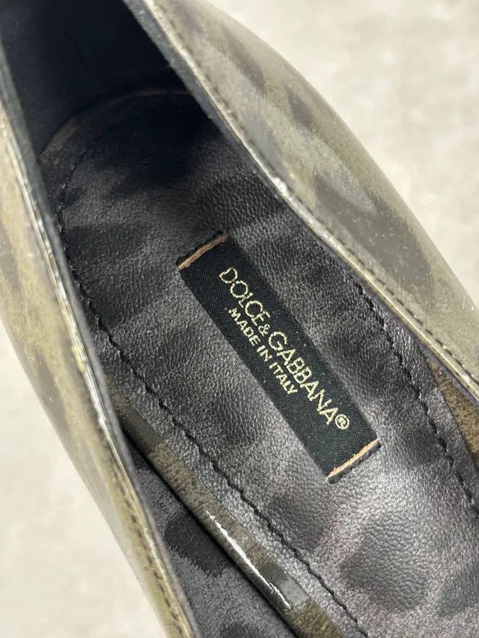 Dolce & Gabbana 2010s Dolce & Gabbana Khaki & Black Leopard Heels Size US 10 / IT 40 - 13 Thumbnail