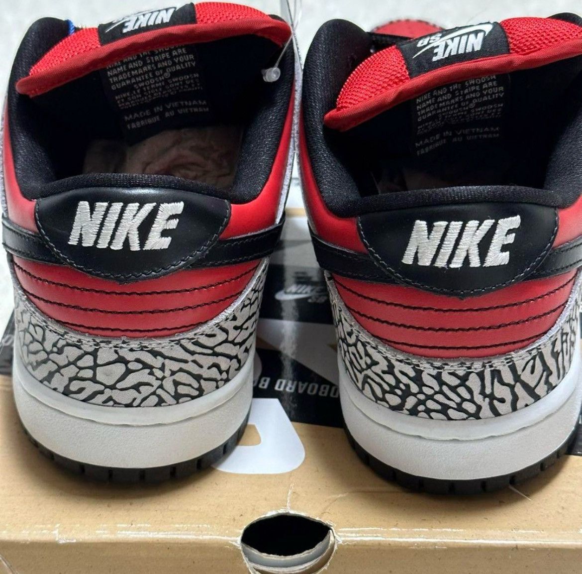 Nike × Supreme 2012 Nike Dunk SB Low Supreme Red Cement (2012) Size US 9.5 / EU 42-43 - 8 Thumbnail