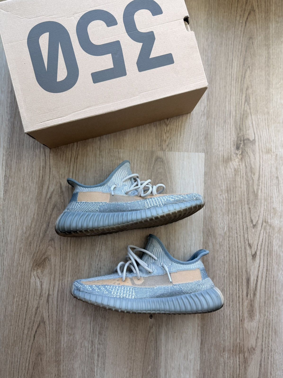 Adidas Yeezy Boost 350 V2 Israfil Size US 10.5 / EU 43-44 - 2 Thumbnail
