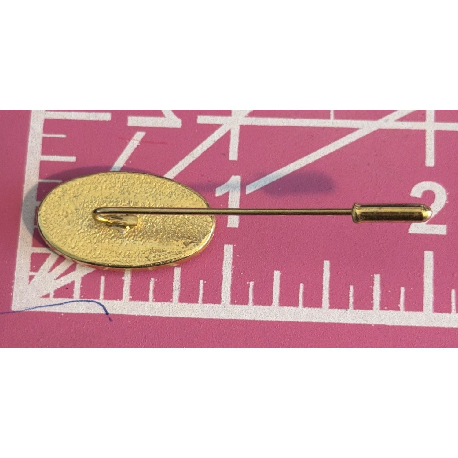 Other Vintage Gold Plated Stick Hat Pin Leaf Pattern Oval 2" Estat Size ONE SIZE - 4 Thumbnail