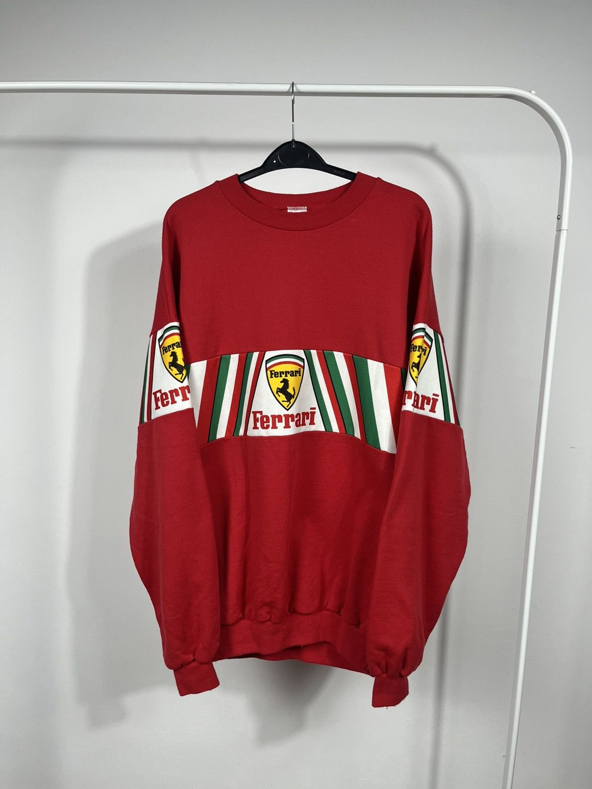 Ferrari Vintage Ferrari red crewneck sweatshirt XL Italy racing logo Size US XL / EU 56 / 4 - 1 Thumbnail