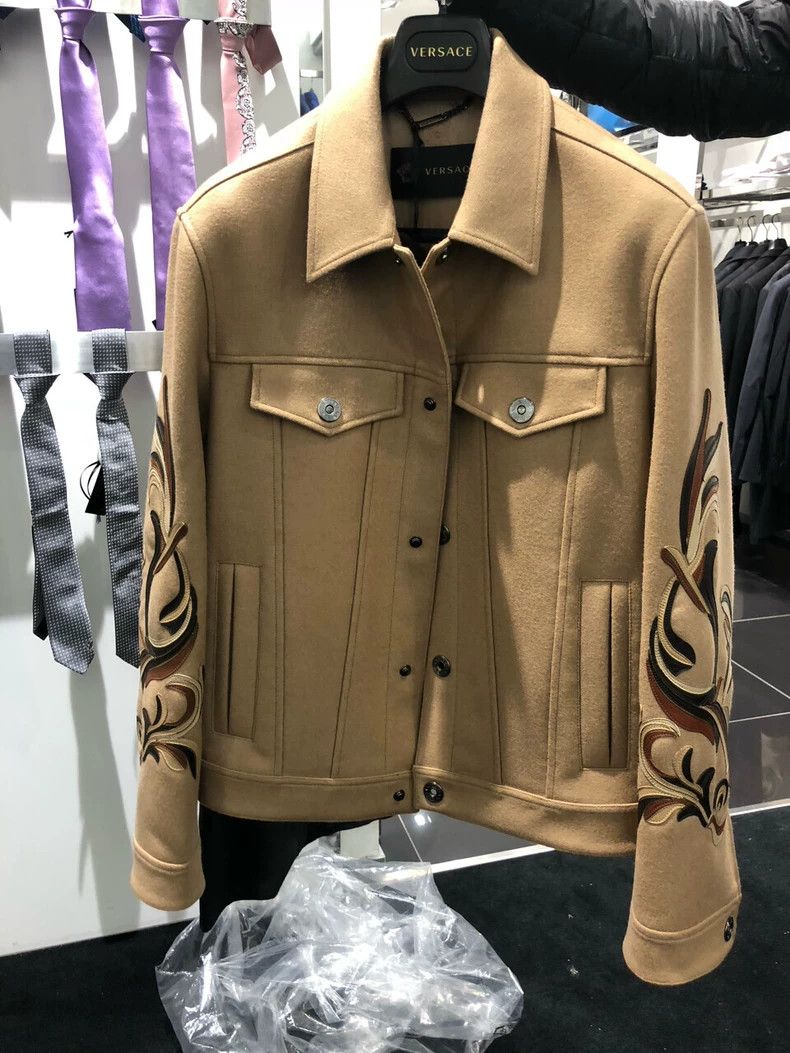 Versace Versace Alpaca coat Size US M / EU 48-50 / 2 - 1 Thumbnail