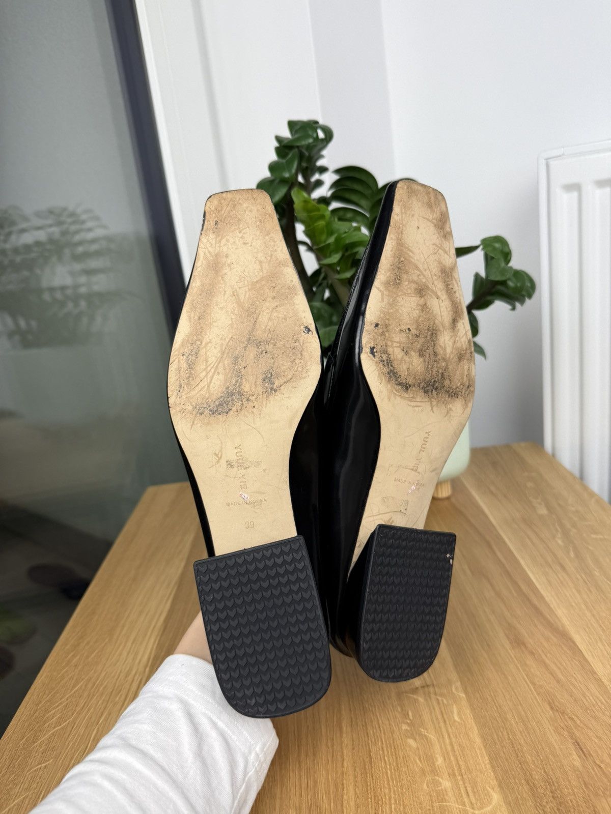 Other Yuul yie Leather Sandals Slippers mules slip on Size US 9 / IT 39 - 9 Thumbnail