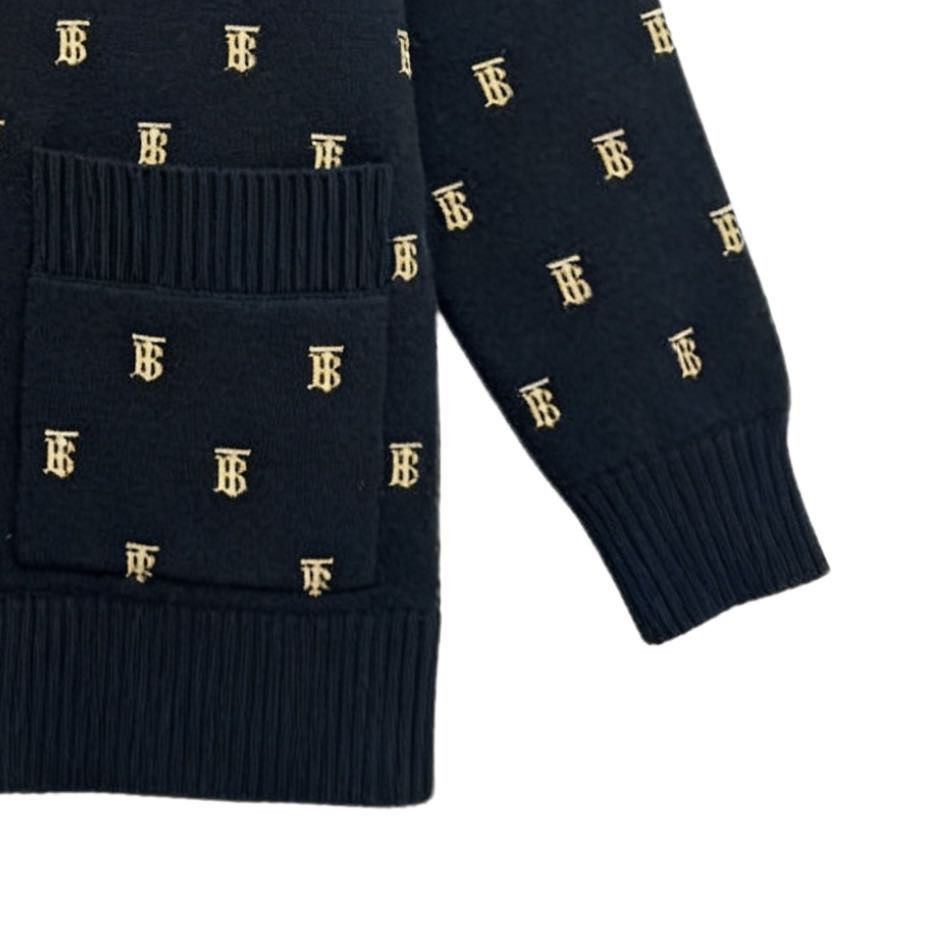 Burberry Burberry All-over Logo Oversized Long Sleeve Sweater K26WX Size L / US 10 / IT 46 - 4 Thumbnail