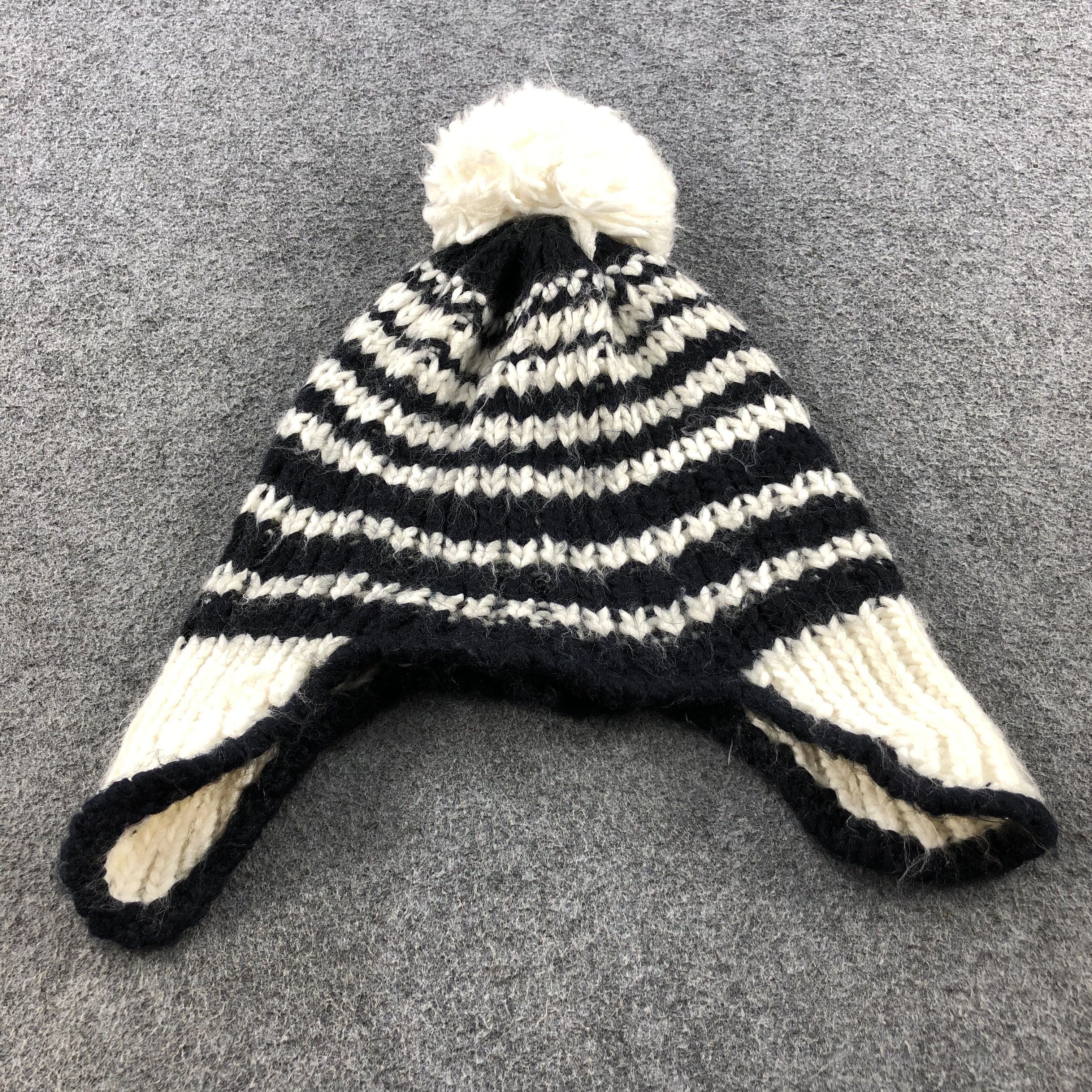 Vintage Ushanka Striped Earflap Bobble Beanie Snowcap Snow Hat B86 Size ONE SIZE - 1 Thumbnail