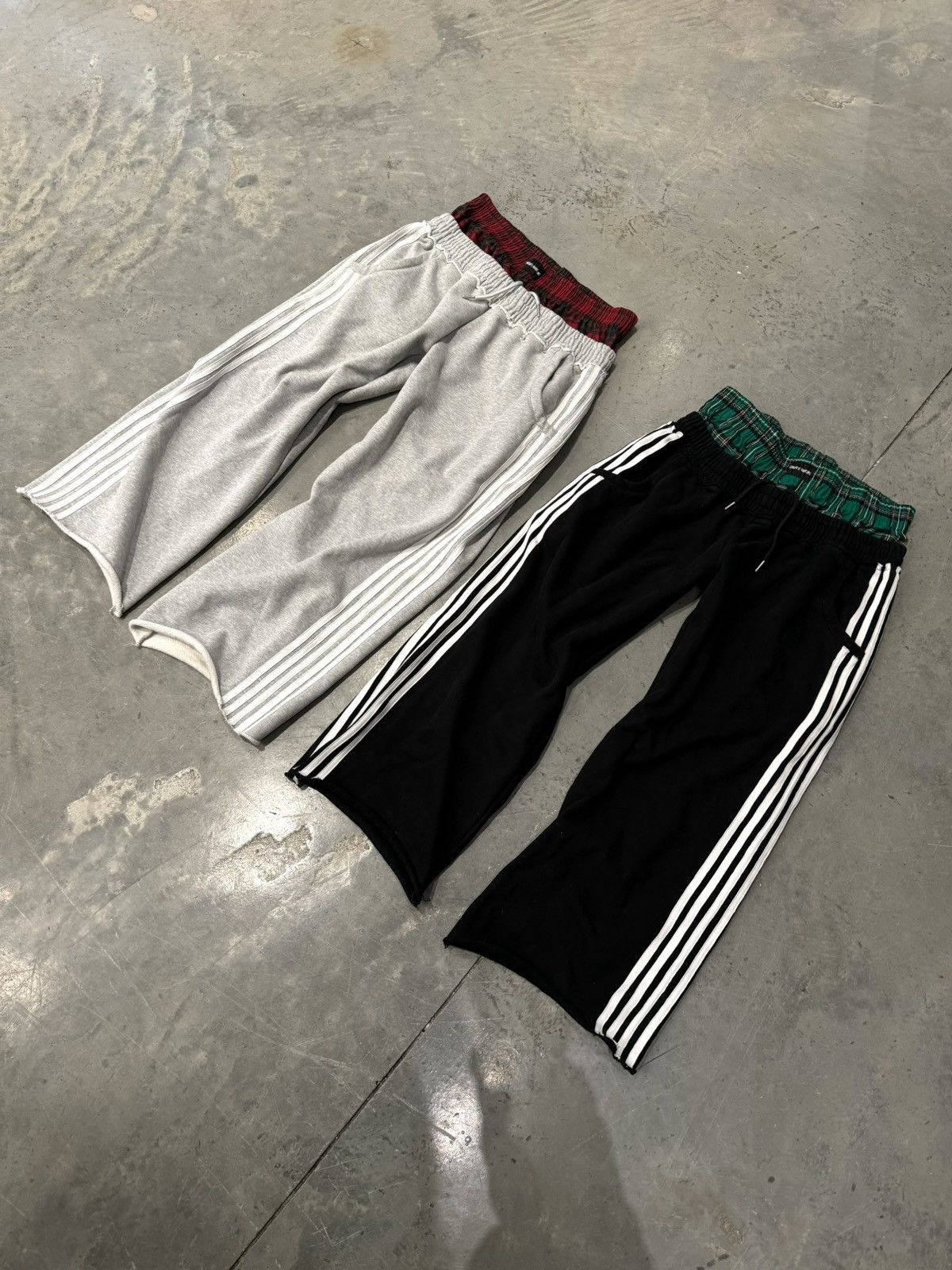 Other Concrete Mansions “Track Sweats” Size US 32 / EU 48 - 1 Thumbnail