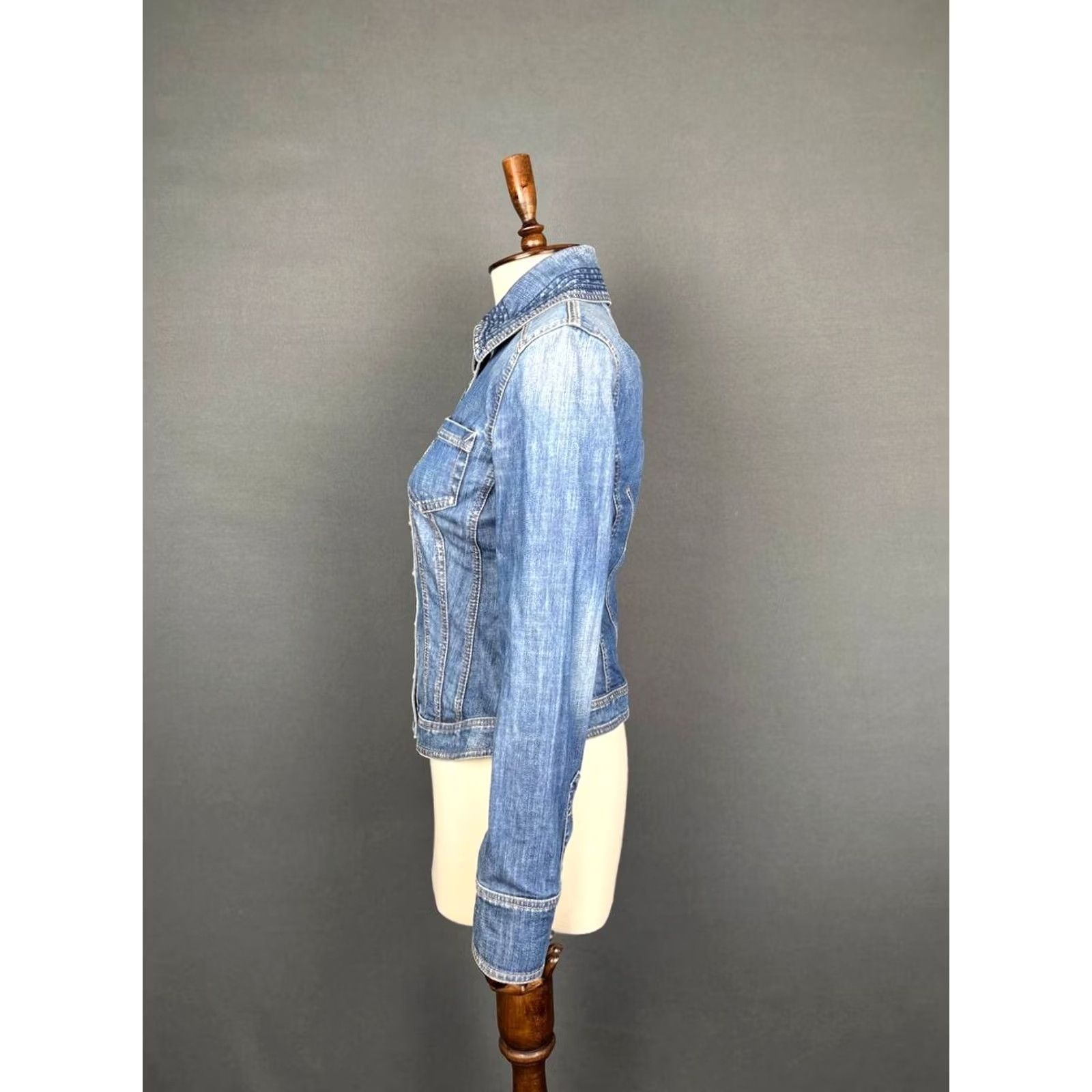 Vintage Armani Jeans Womens Denim Jacket Regular Size 40 Blue Cotton Long Sleeve Button Up Jacket Size S / US 4 / IT 40 - 6 Thumbnail
