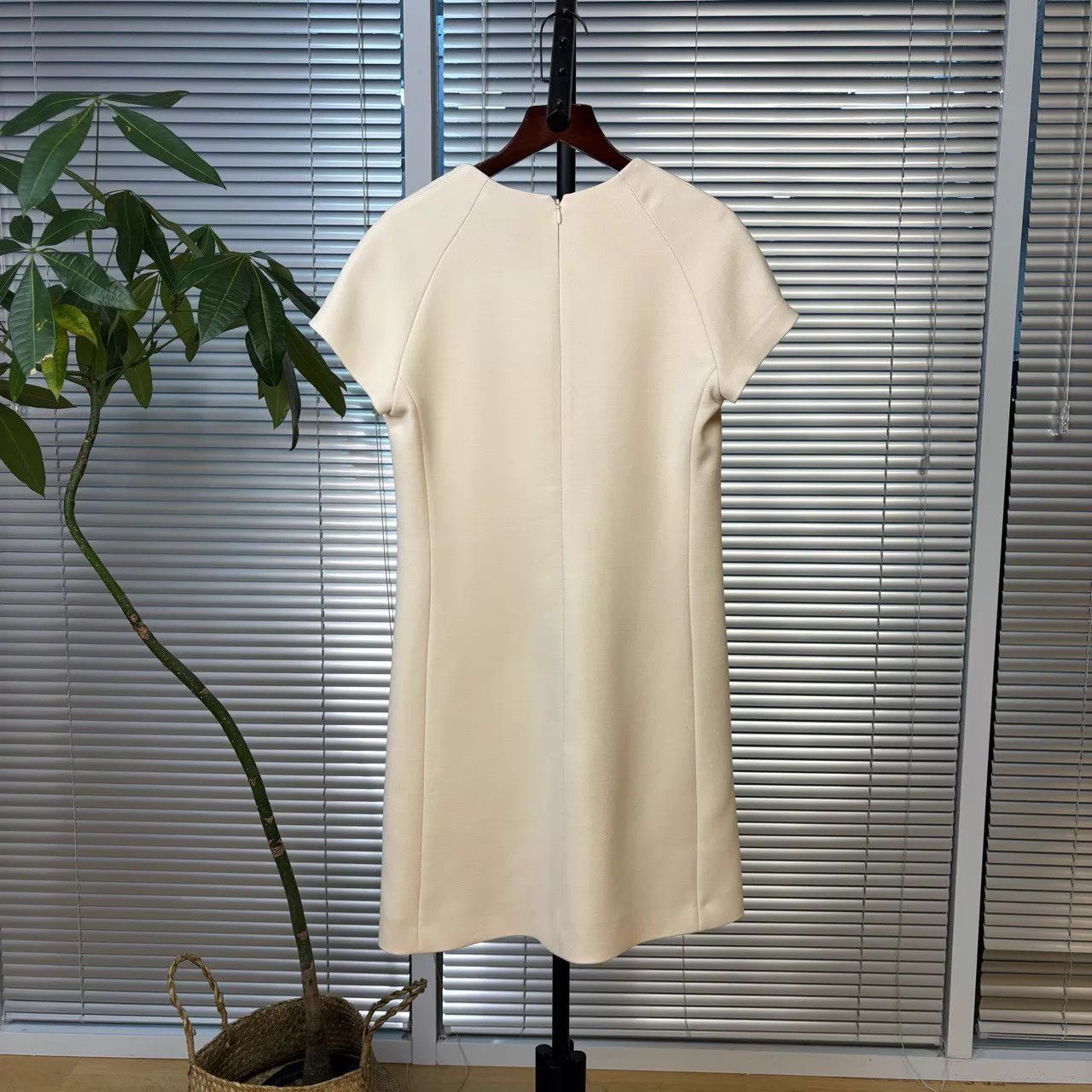 Celine CELINE Beige Dress 36 99 New CL00148 Size XS / US 0-2 / IT 36-38 - 6 Thumbnail