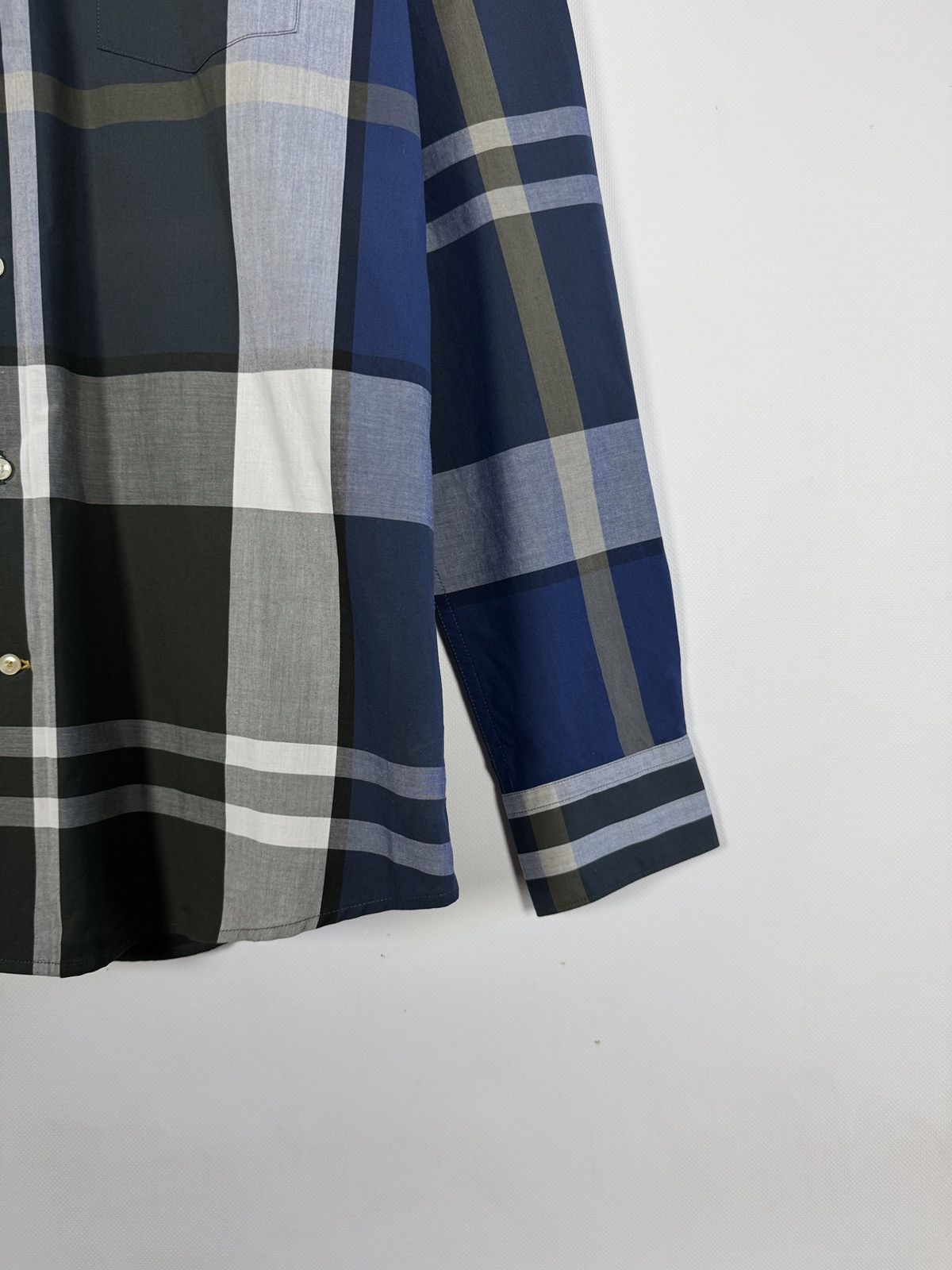 Barbour Barbour Tartan 12 Tailored Long Sleeve Shirt Button Up Sz M Size US M / EU 48-50 / 2 - 5 Thumbnail