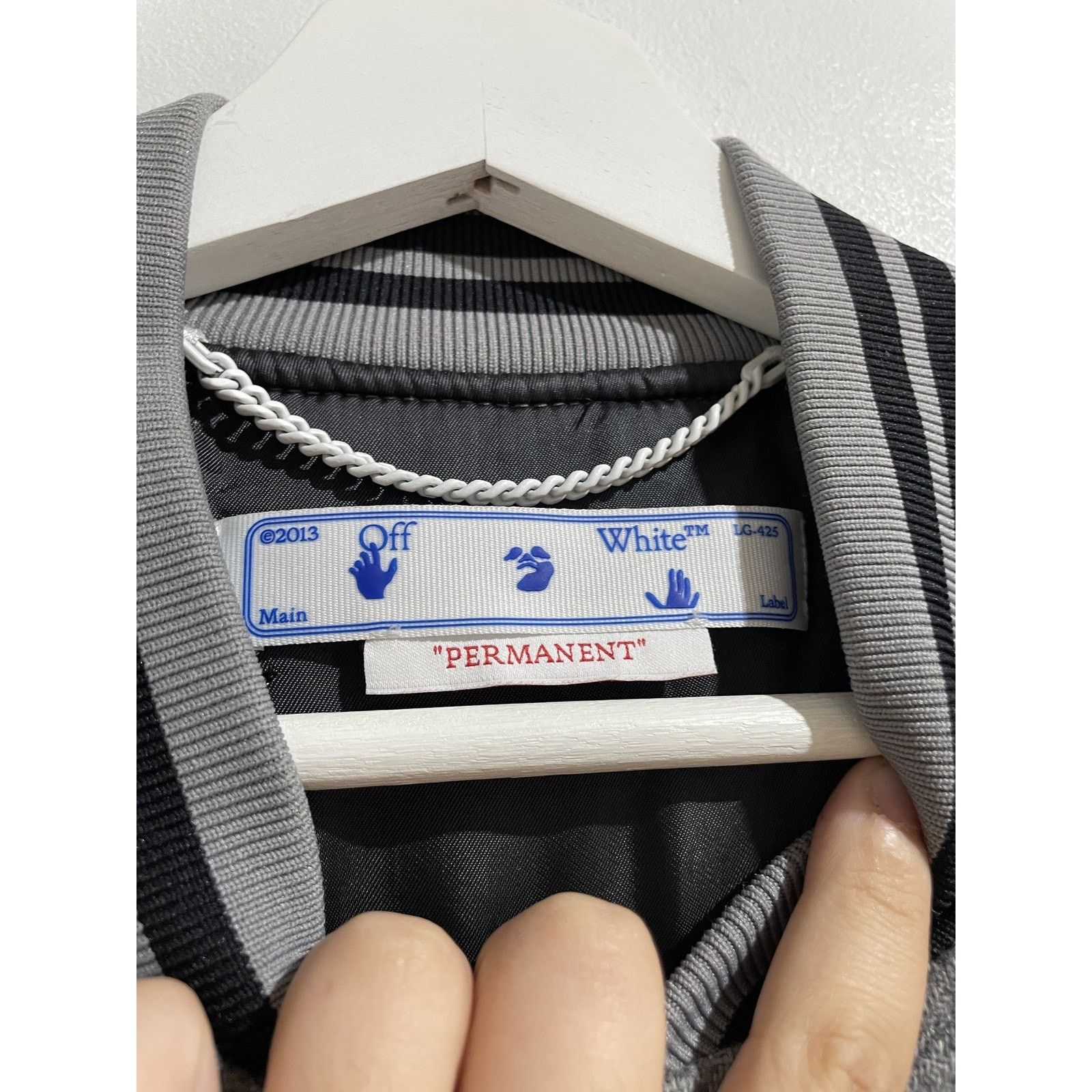Off-White Off-White Diag-Stripe Bomber Jacket Size Large Preowned Size US L / EU 52-54 / 3 - 2 Thumbnail
