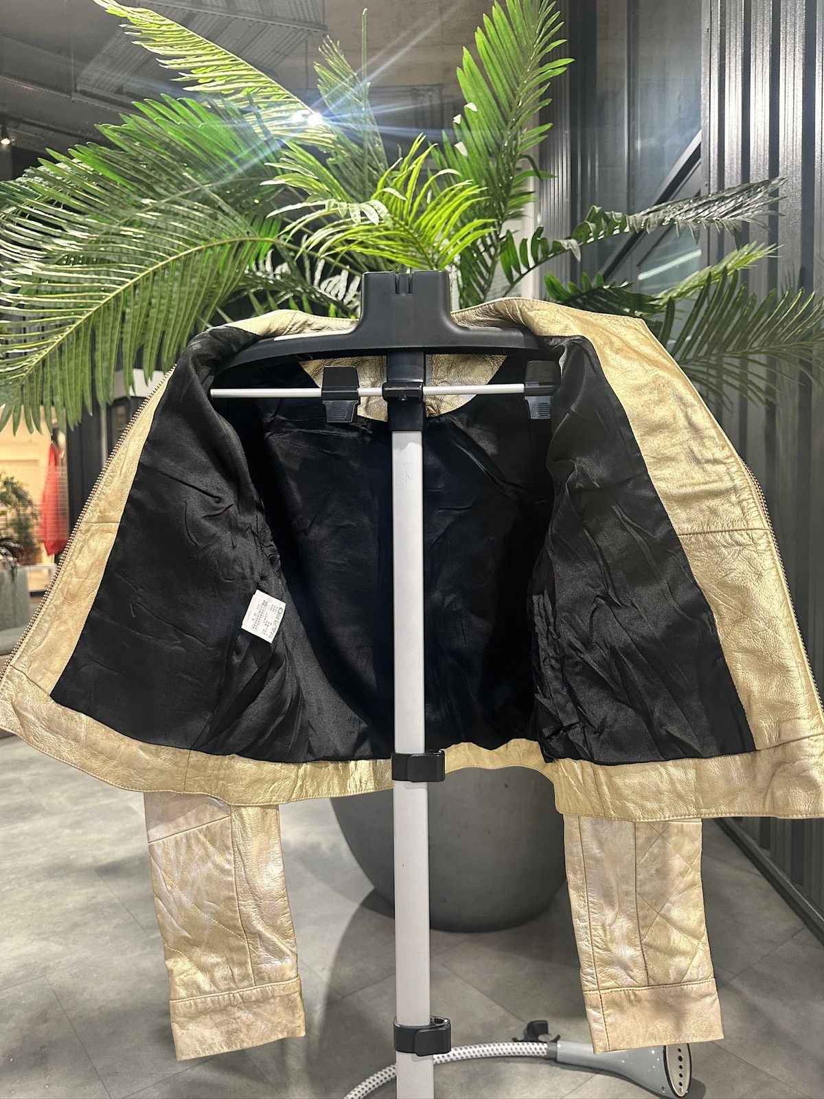 Moschino Moschino Vintage Metallic gold Leather Jacket. Size M / US 6-8 / IT 42-44 - 6 Thumbnail