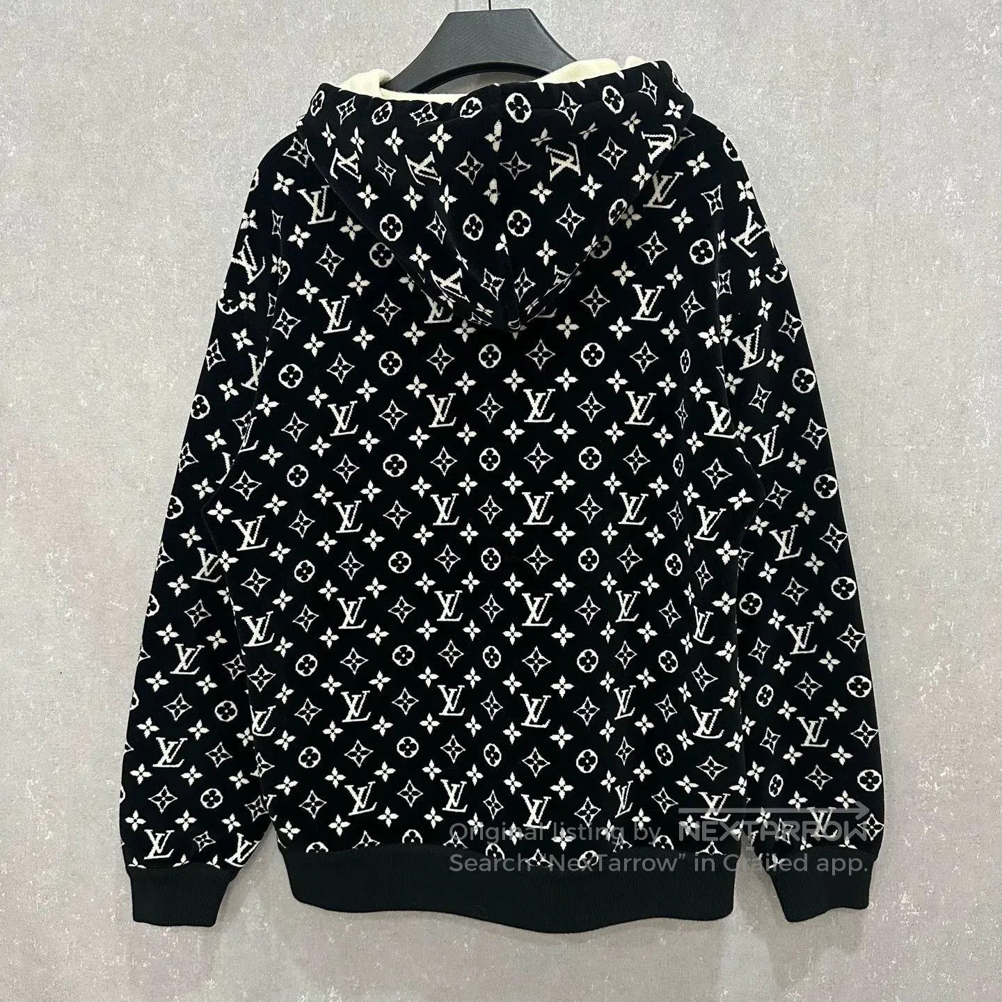 Louis Vuitton Louis Vuitton Logo Velvet Hoodie. Size S / US 4 / IT 40 - 5 Thumbnail