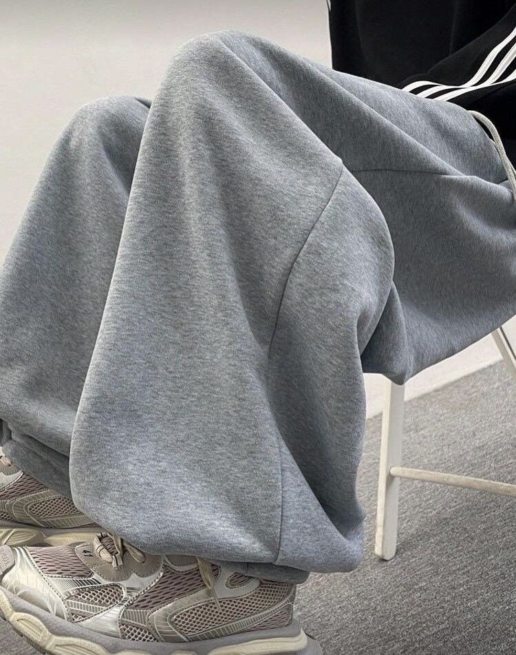 Japanese Brand Wide-Leg Baggy Fleece Sweatpants Oversized Joggers Size US 31 - 2 Thumbnail