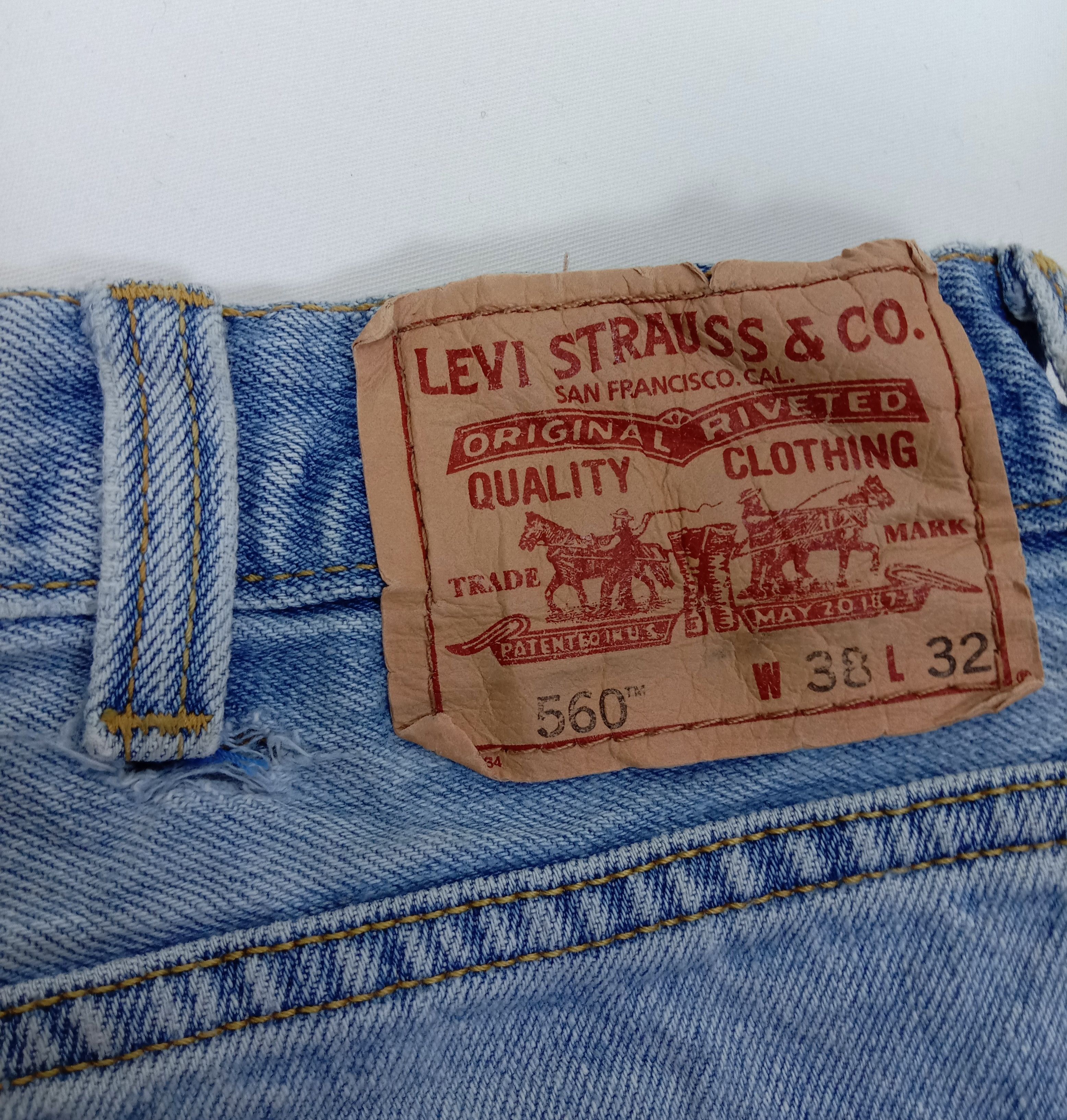 Levi's Vintage Levi's 560 Jeans Light Wash Comfort Fit Denim Size US 38 / EU 54 - 14 Thumbnail