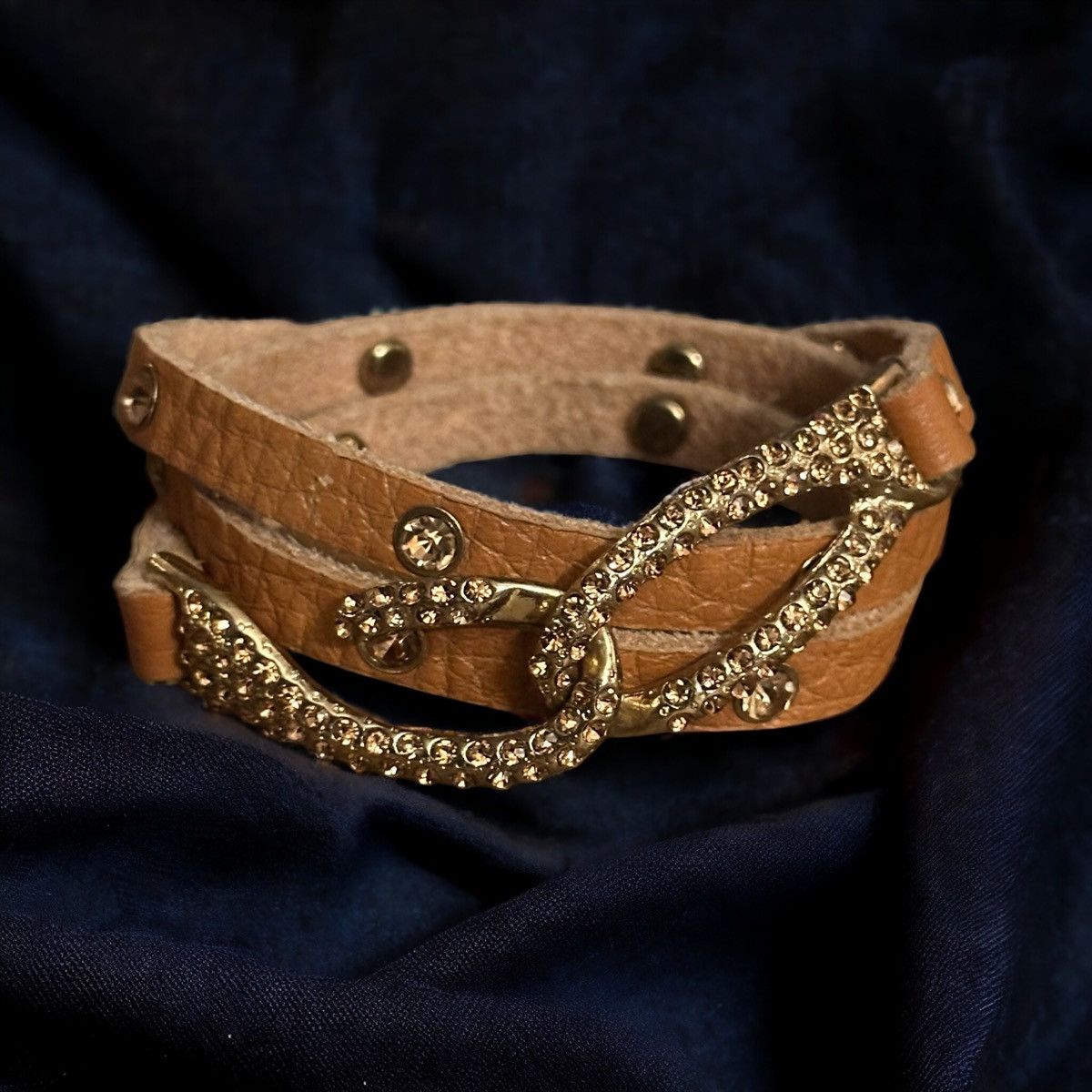 Other Leather rhinestone wrap bracelet Size ONE SIZE - 1 Thumbnail