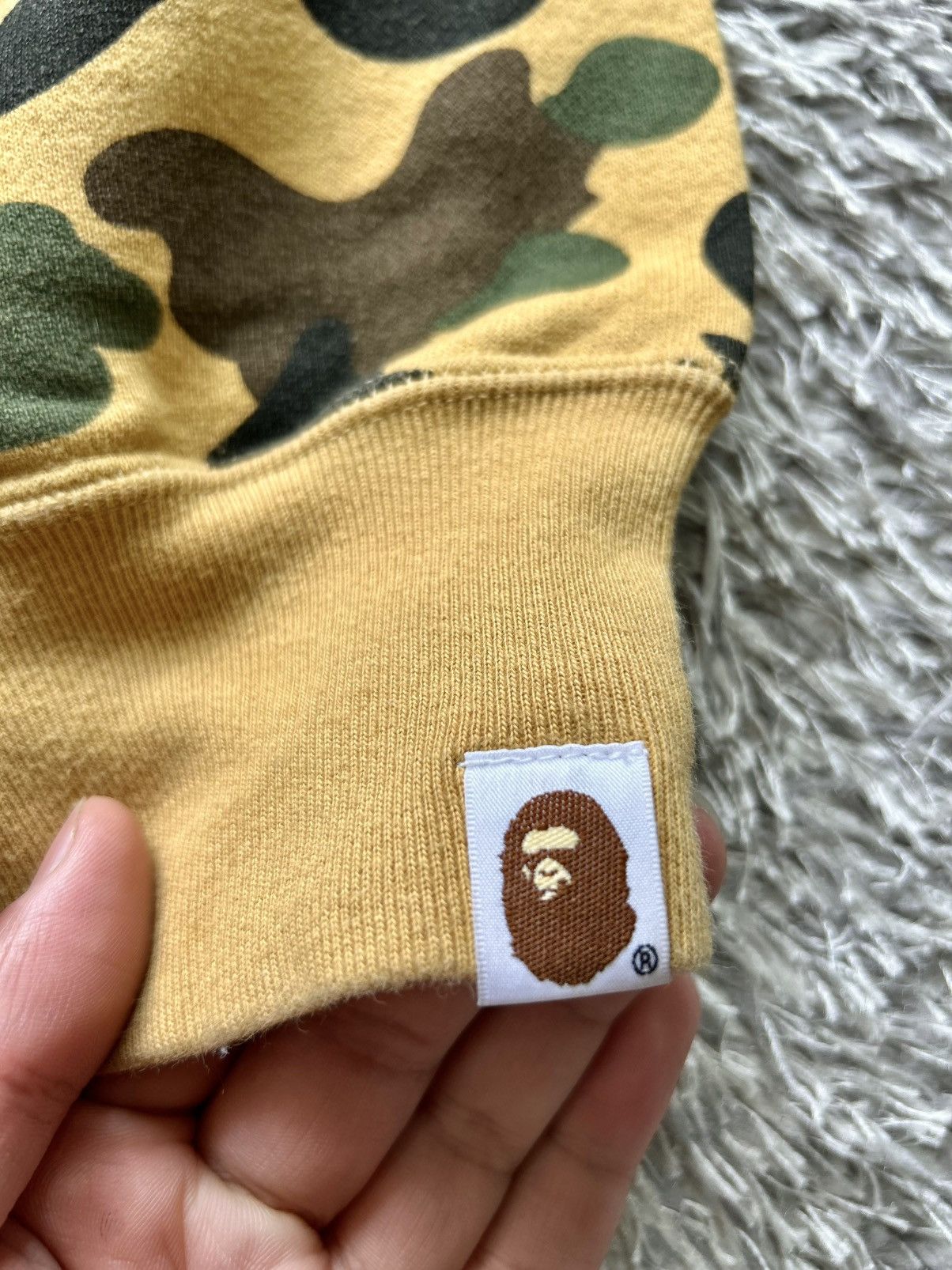 Bape 💥CRAZY💥 BAPE SHARK 1st CAMO SWEATSHIRT Size US XXL / EU 58 / 5 - 8 Thumbnail