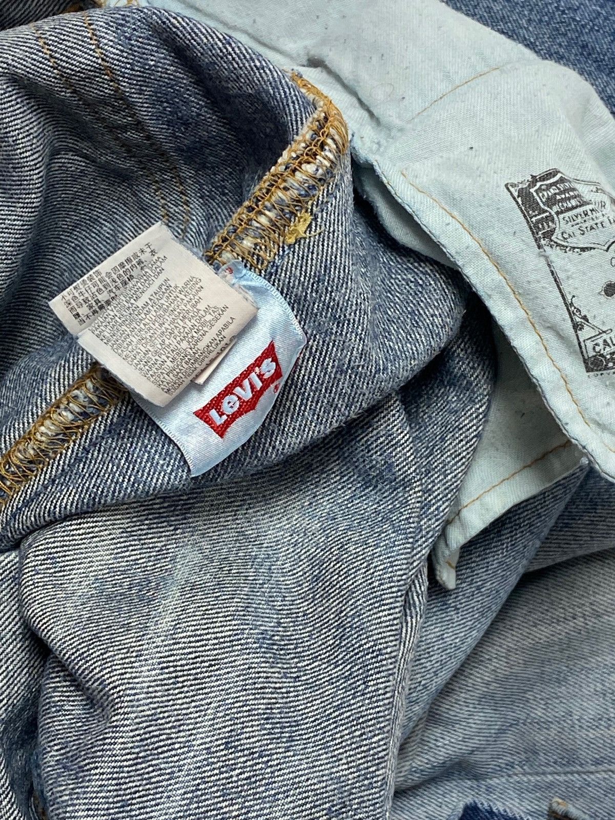 Levi's Vintage LEVIS Grunge Punk Distressed Denim Jeans 501 W35 L32 Size US 35 - 9 Thumbnail