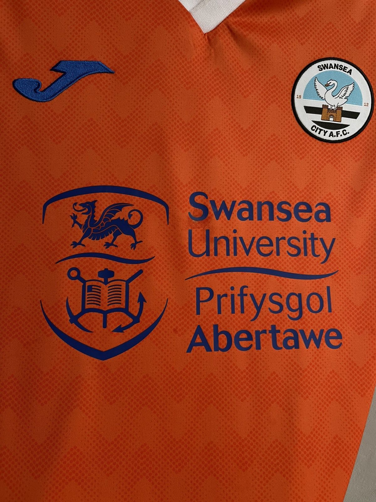 Joma SWANSEA CITY 2022 2023 AWAY FOOTBALL SHIRT SOCCER JERSEY Jom Size US L / EU 52-54 / 3 - 6 Thumbnail