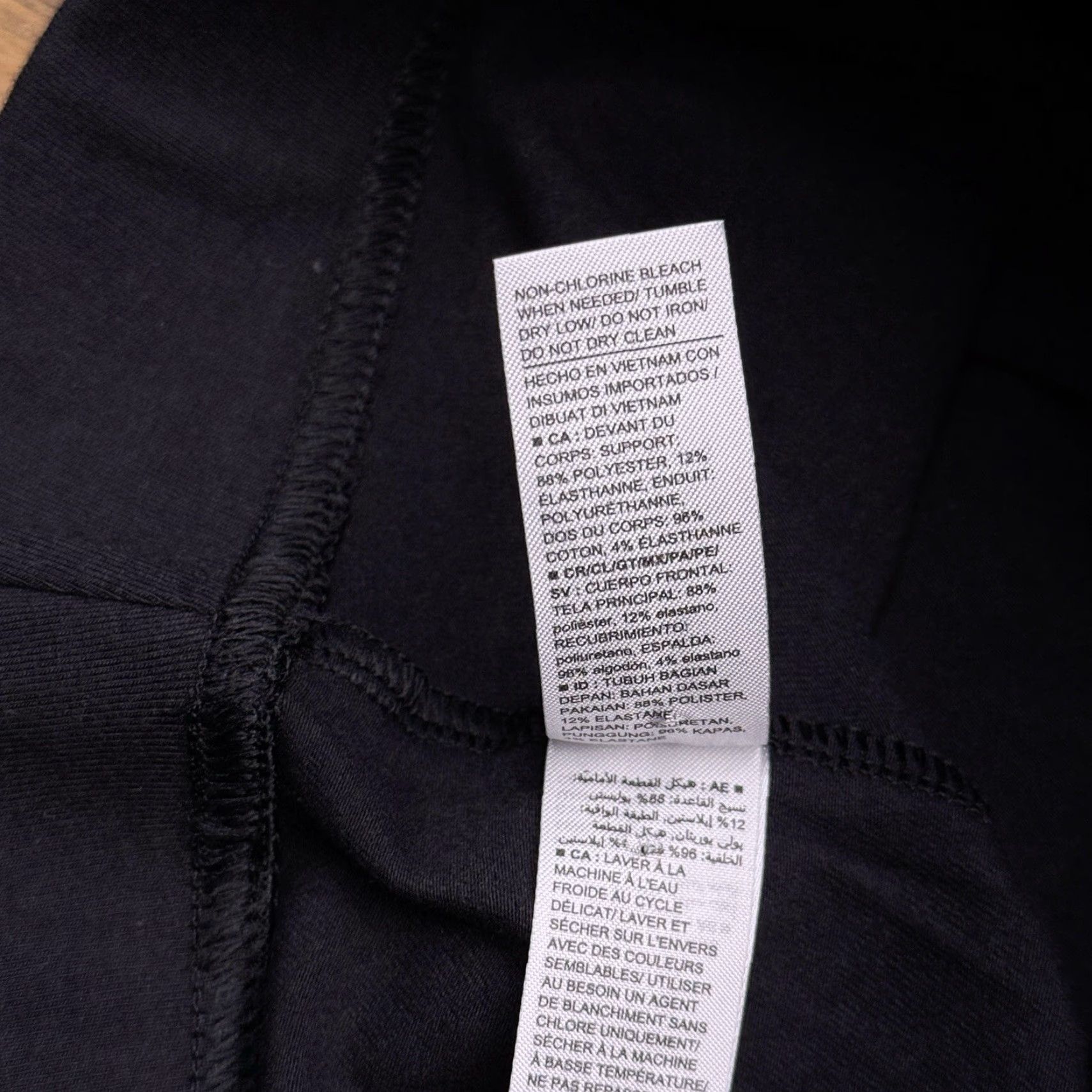 Old Navy Old Navy Slim Legging Pants Small Black Skinny Pull On Stretch New Size 28" / US 6 / IT 42 - 6 Thumbnail