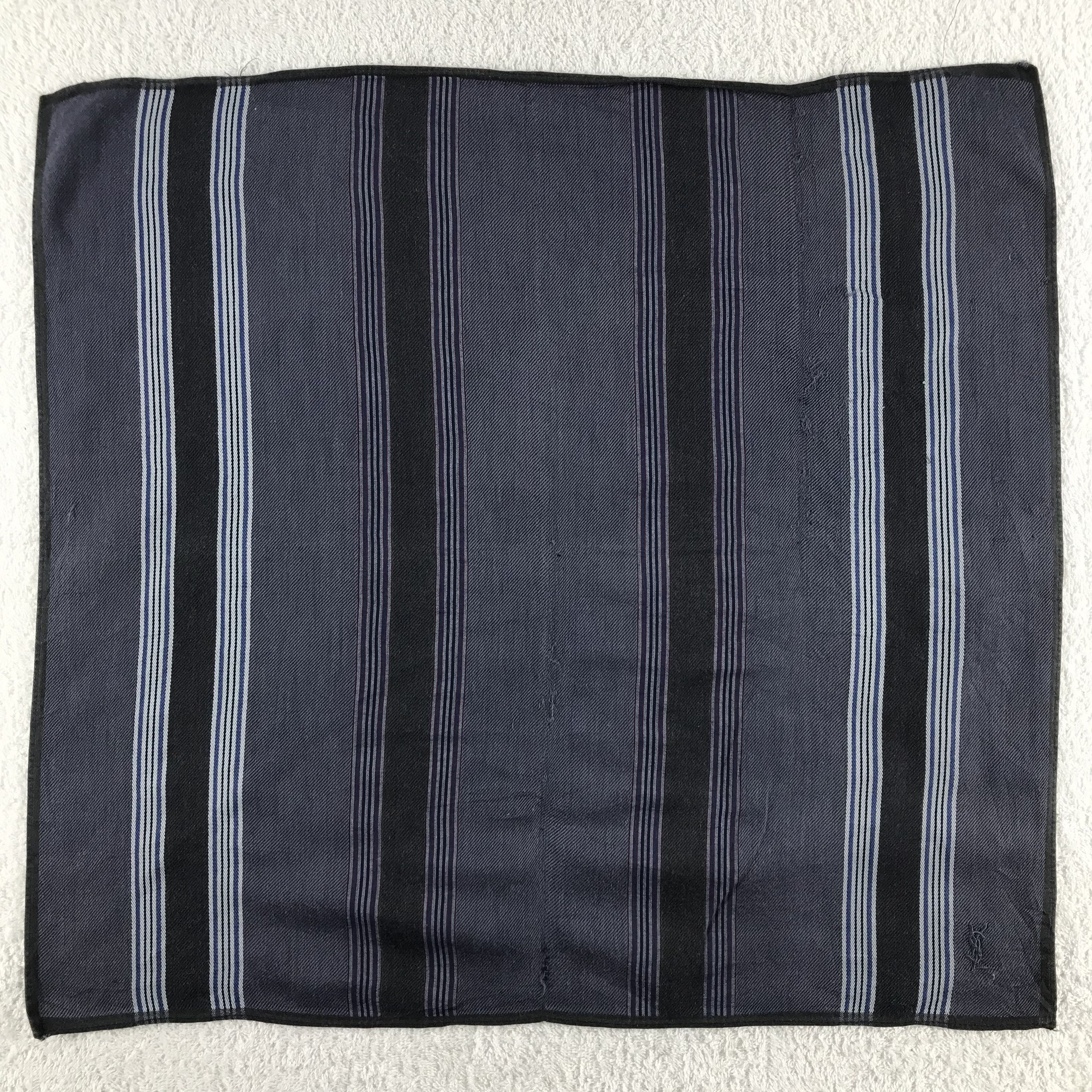 Vintage × Yves Saint Laurent Yves Saint Laurent Bandana / Handkerchief /Neckerchief -S247 Size ONE SIZE - 1 Thumbnail