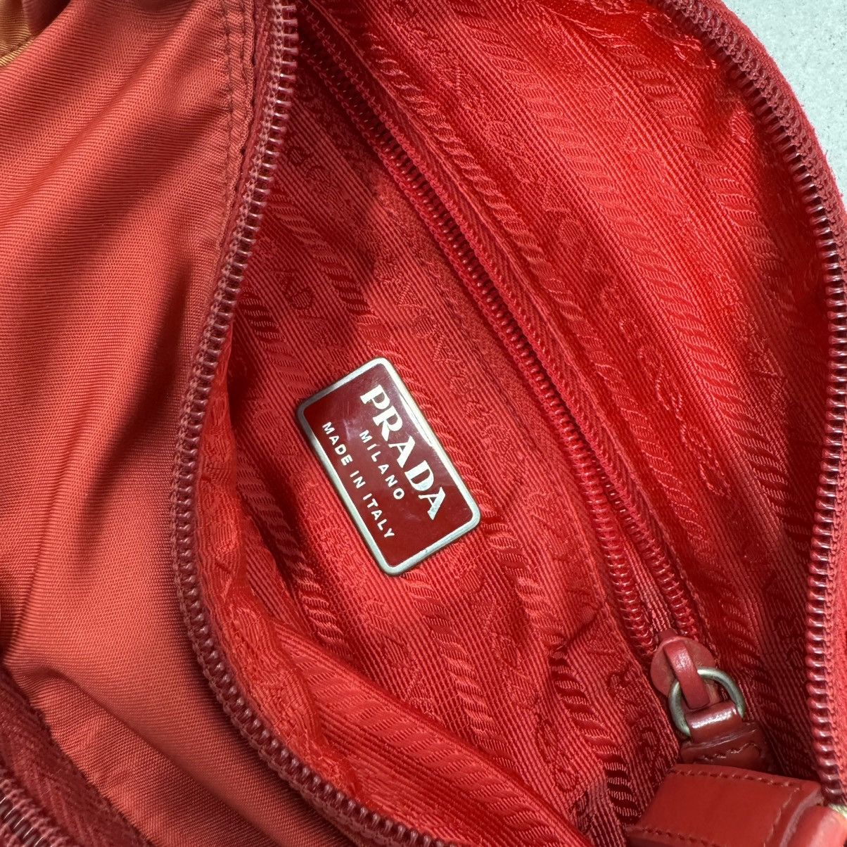 Prada Prada nylon bag 💼 vintage Size ONE SIZE - 6 Thumbnail