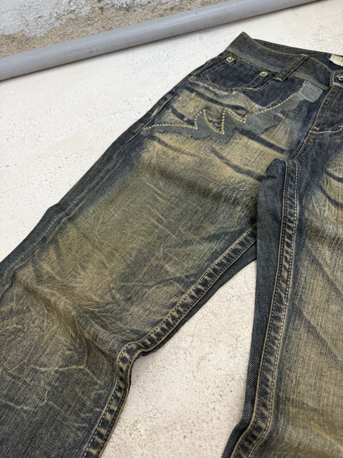 If Six Was Nine Ikka Japan Tribal Embroidered Muddy Wash Flared Denim Jeans Size US 29 - 5 Thumbnail