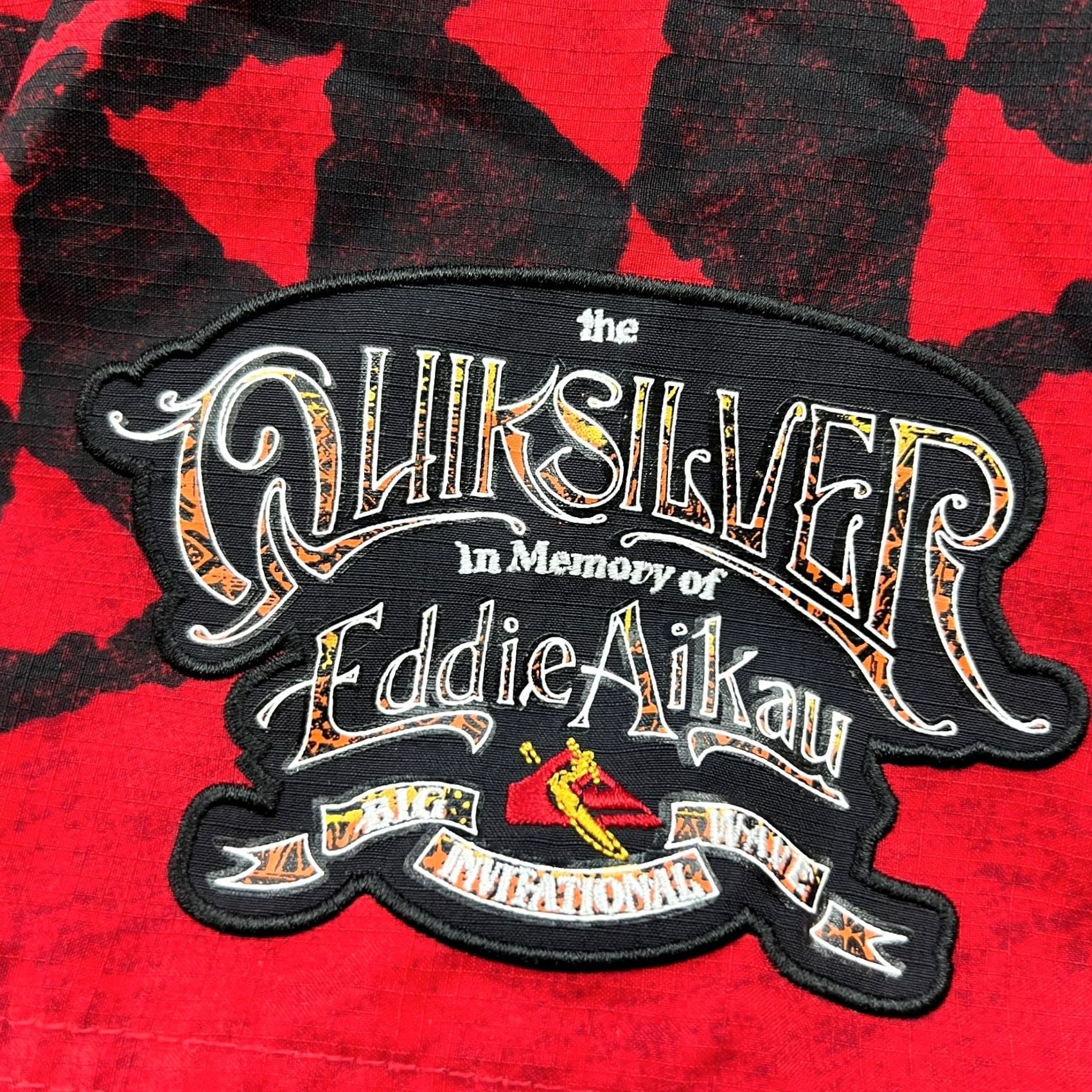 Quiksilver VINTAGE Quiksilver Mens Board Shorts Size 32 Eddie Aikau Red Black Drawstring Size US 32 / EU 48 - 5 Thumbnail