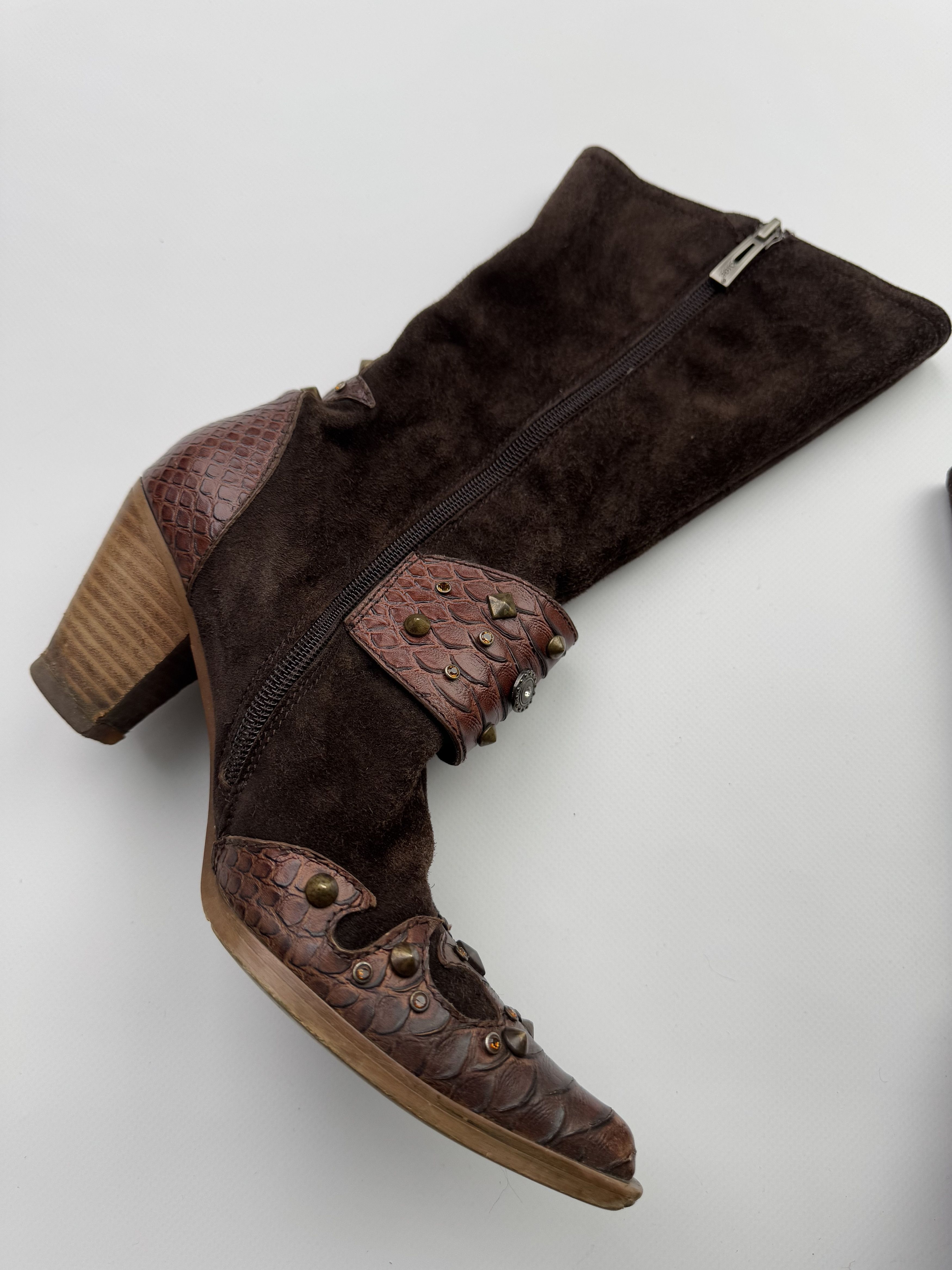 Vintage Vintage Suede Leather Boots B311(V208)E2 Size US 6 / IT 36 - 5 Thumbnail