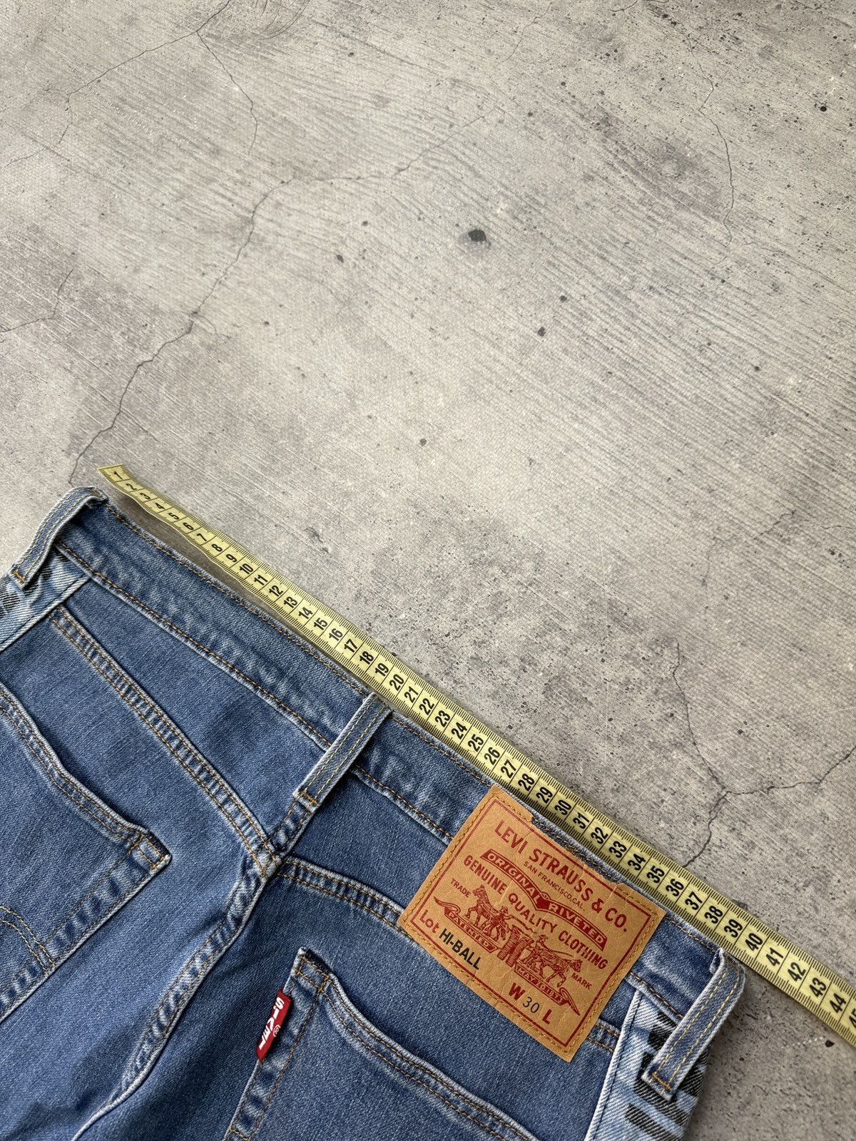 Levi's Vintage Levi’s Big E Hi Ball Light Blue Denim Jeans 30x30 Size US 30 / EU 46 - 11 Thumbnail